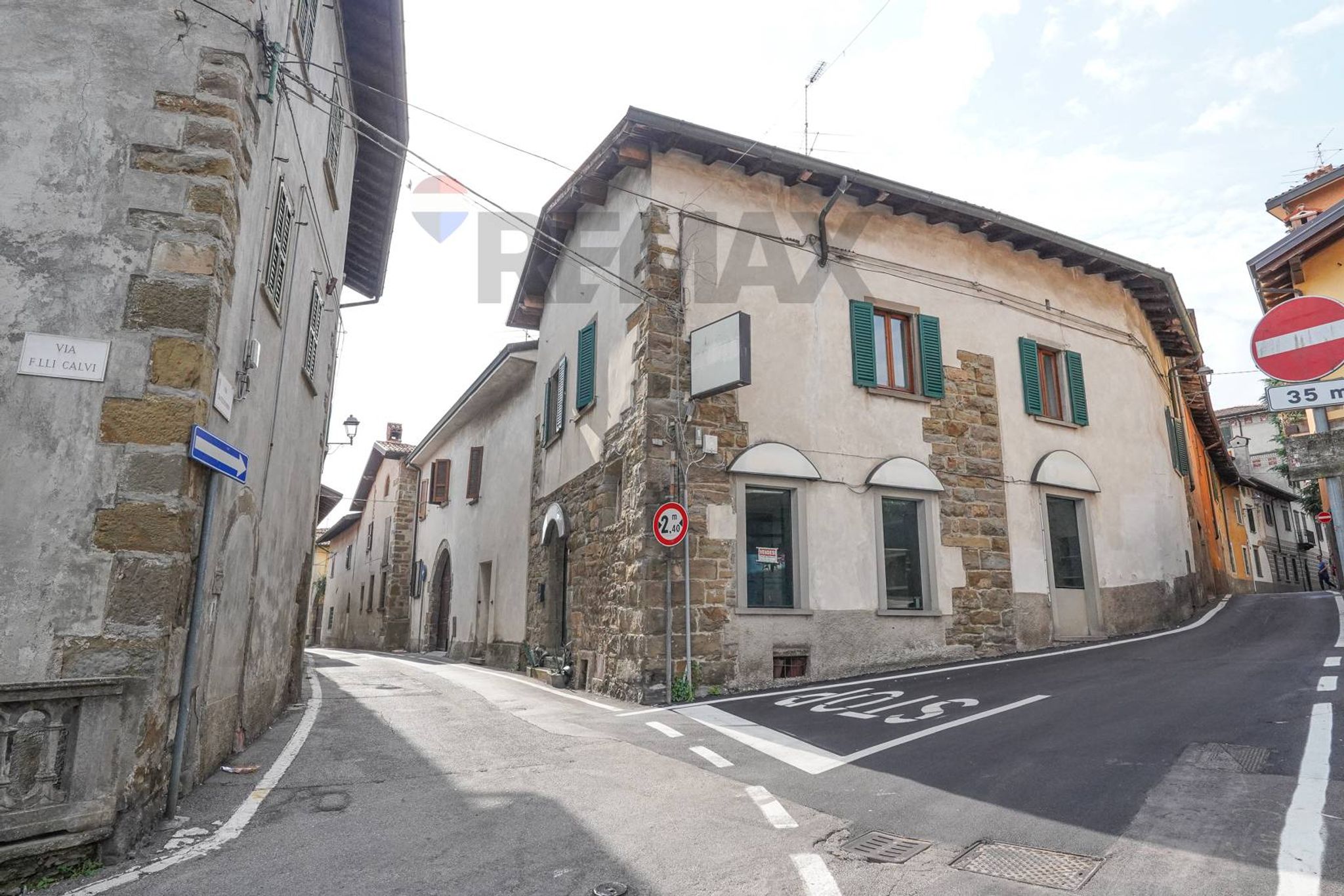 Edificio all'aperto