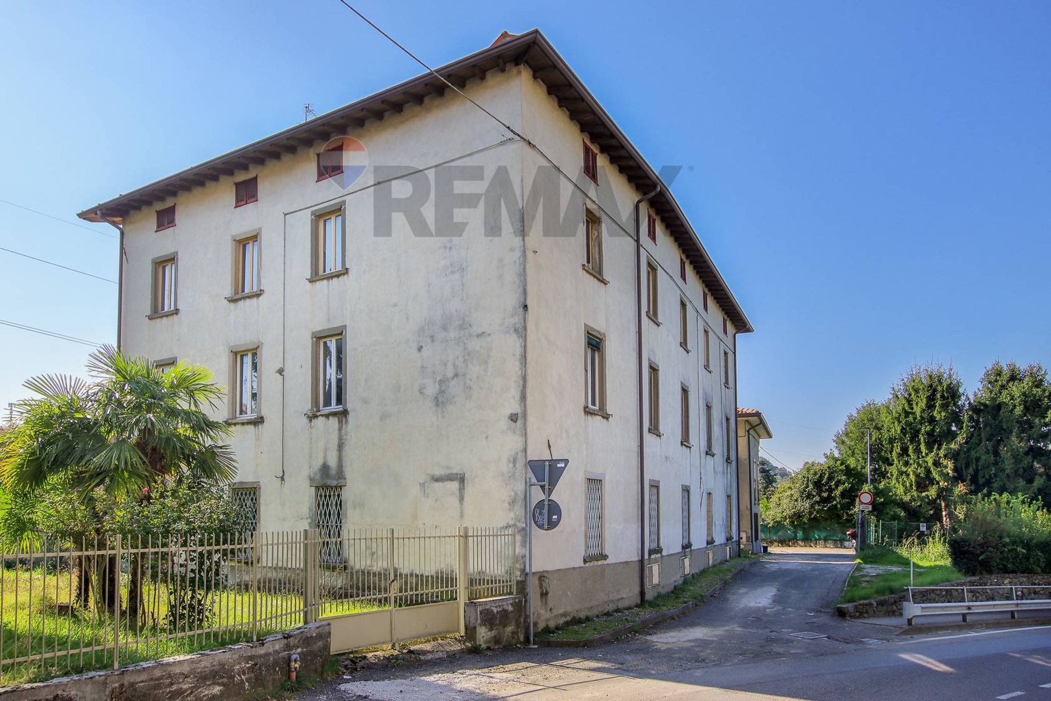 Edificio all'aperto