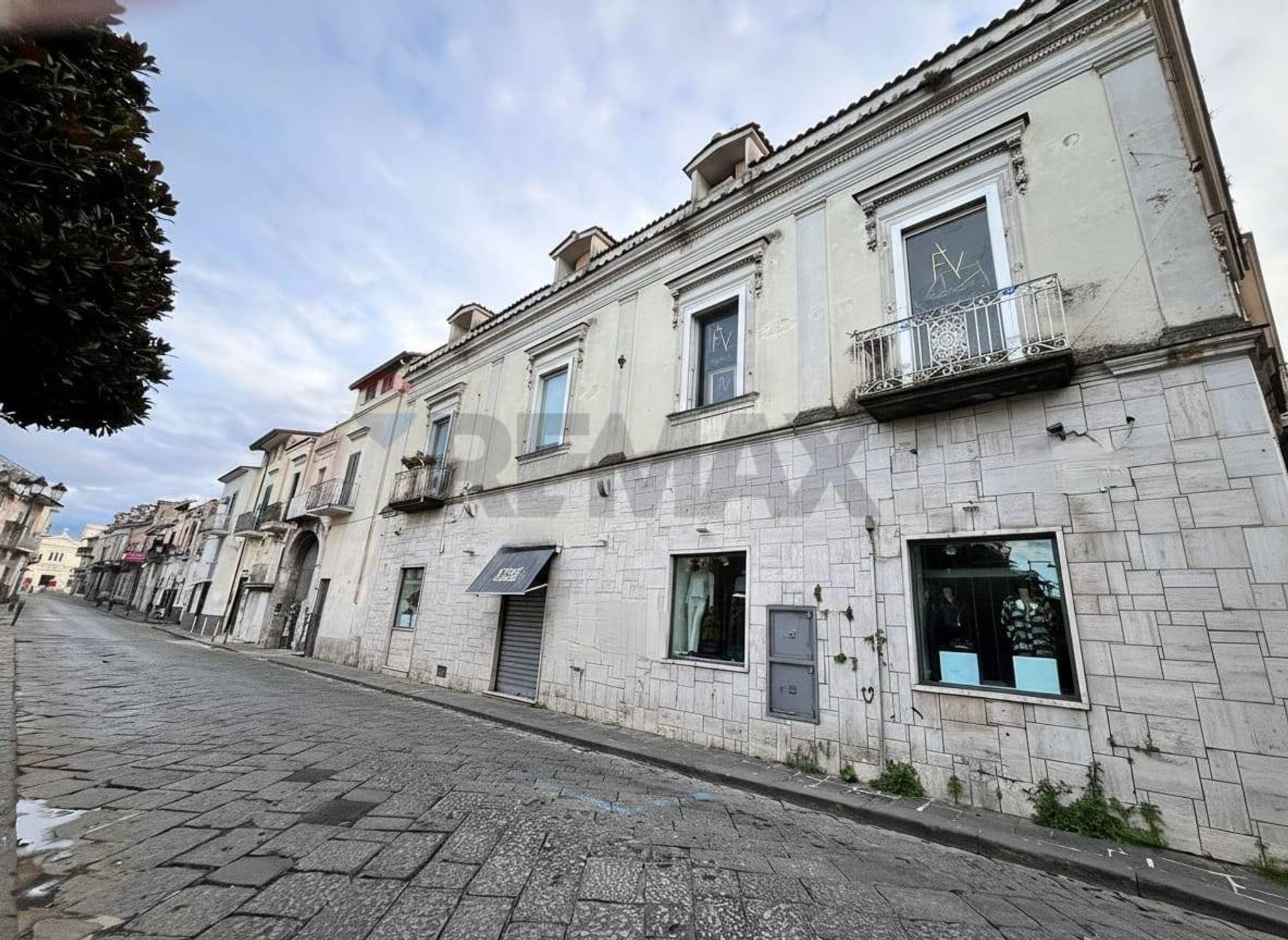 Edificio all'aperto