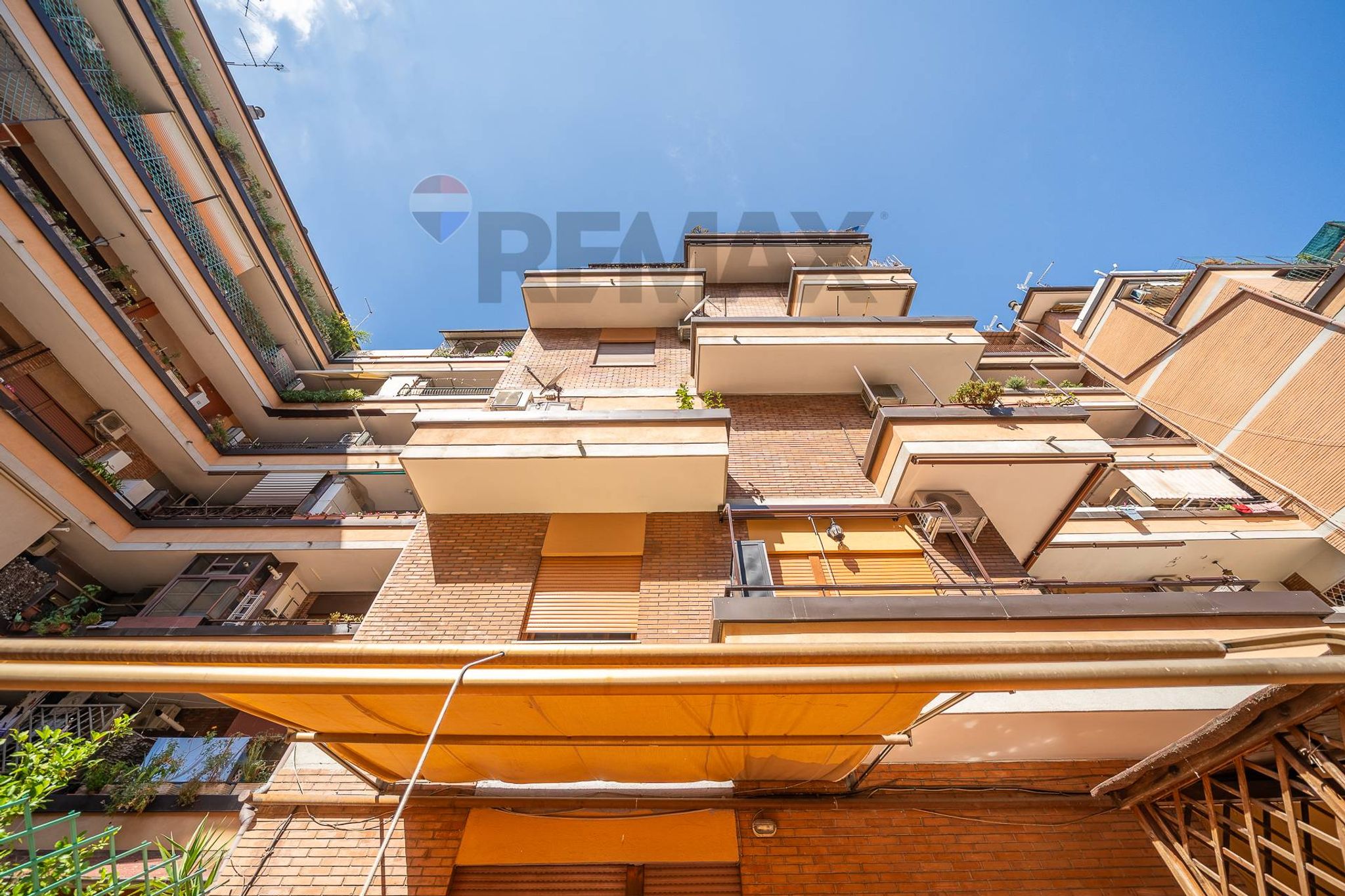 Edificio all'aperto