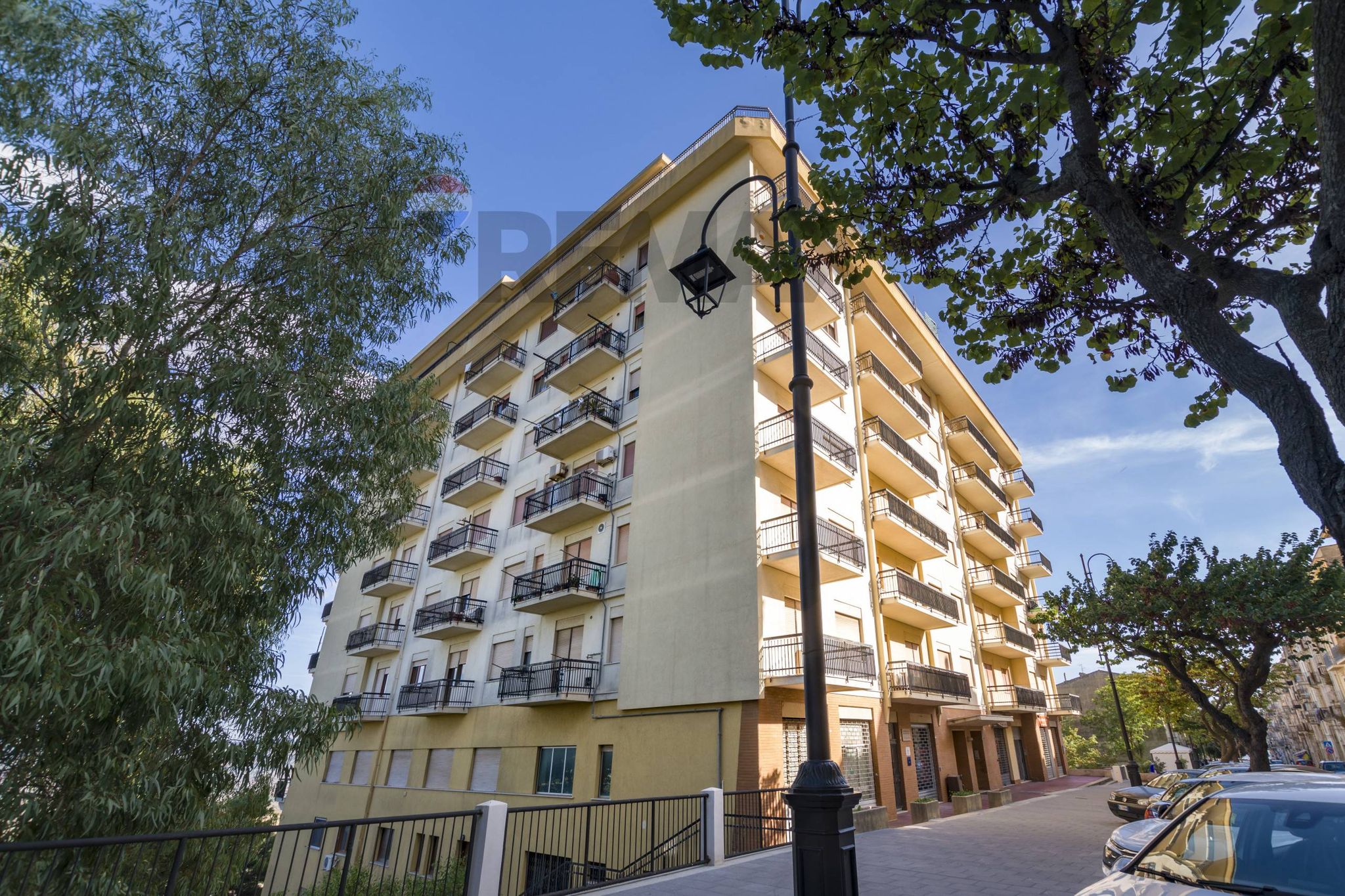 Edificio all'aperto