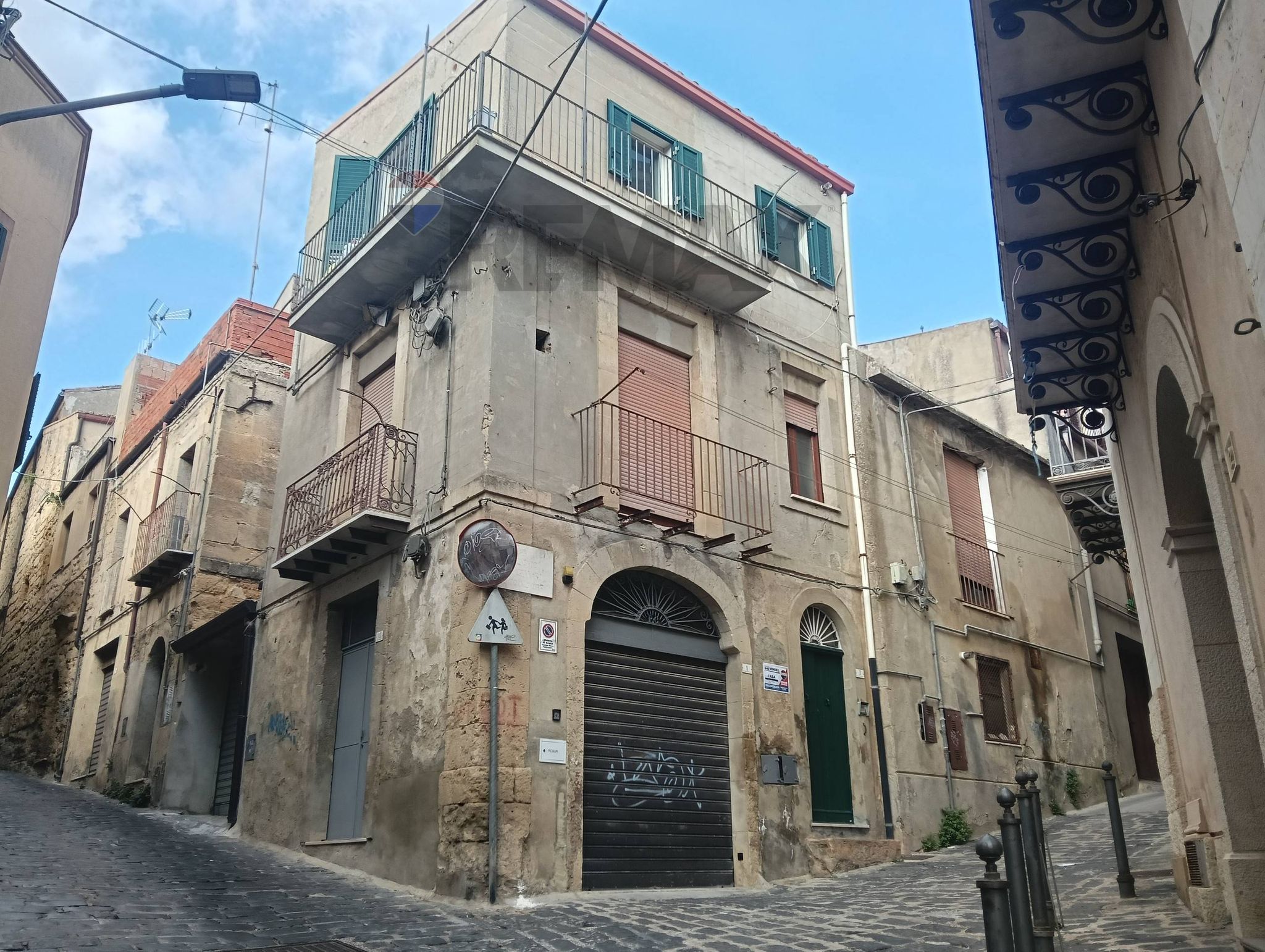 Edificio all'aperto
