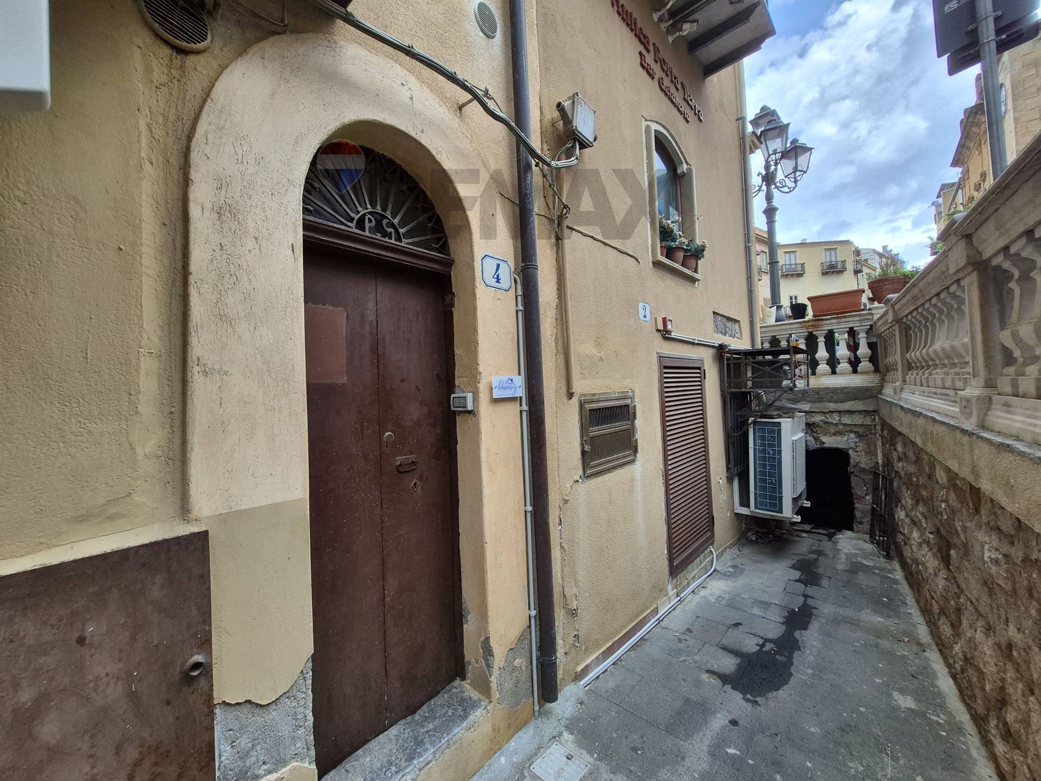 Edificio all'aperto