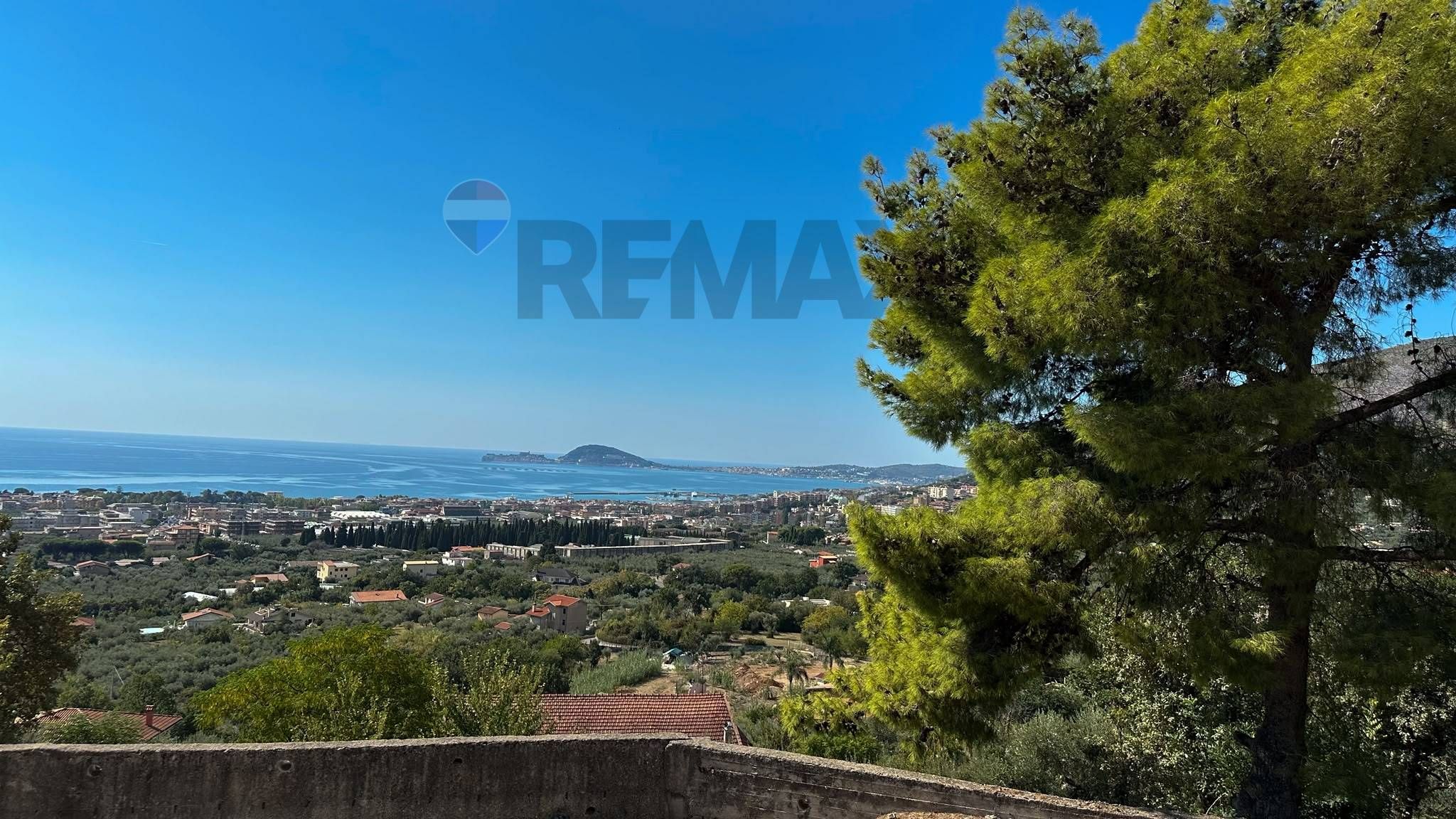 Immobile a Formia