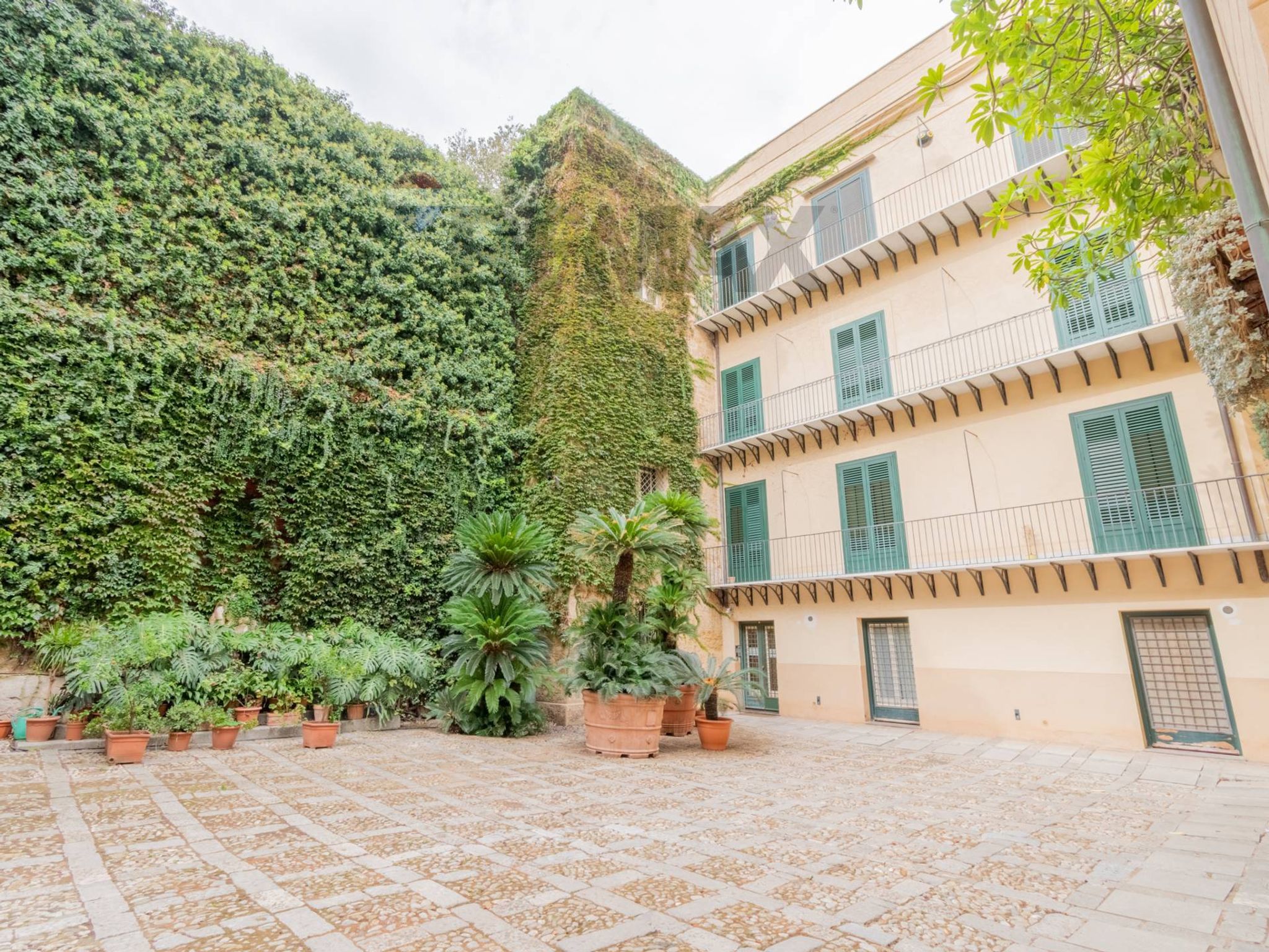 Edificio all'aperto