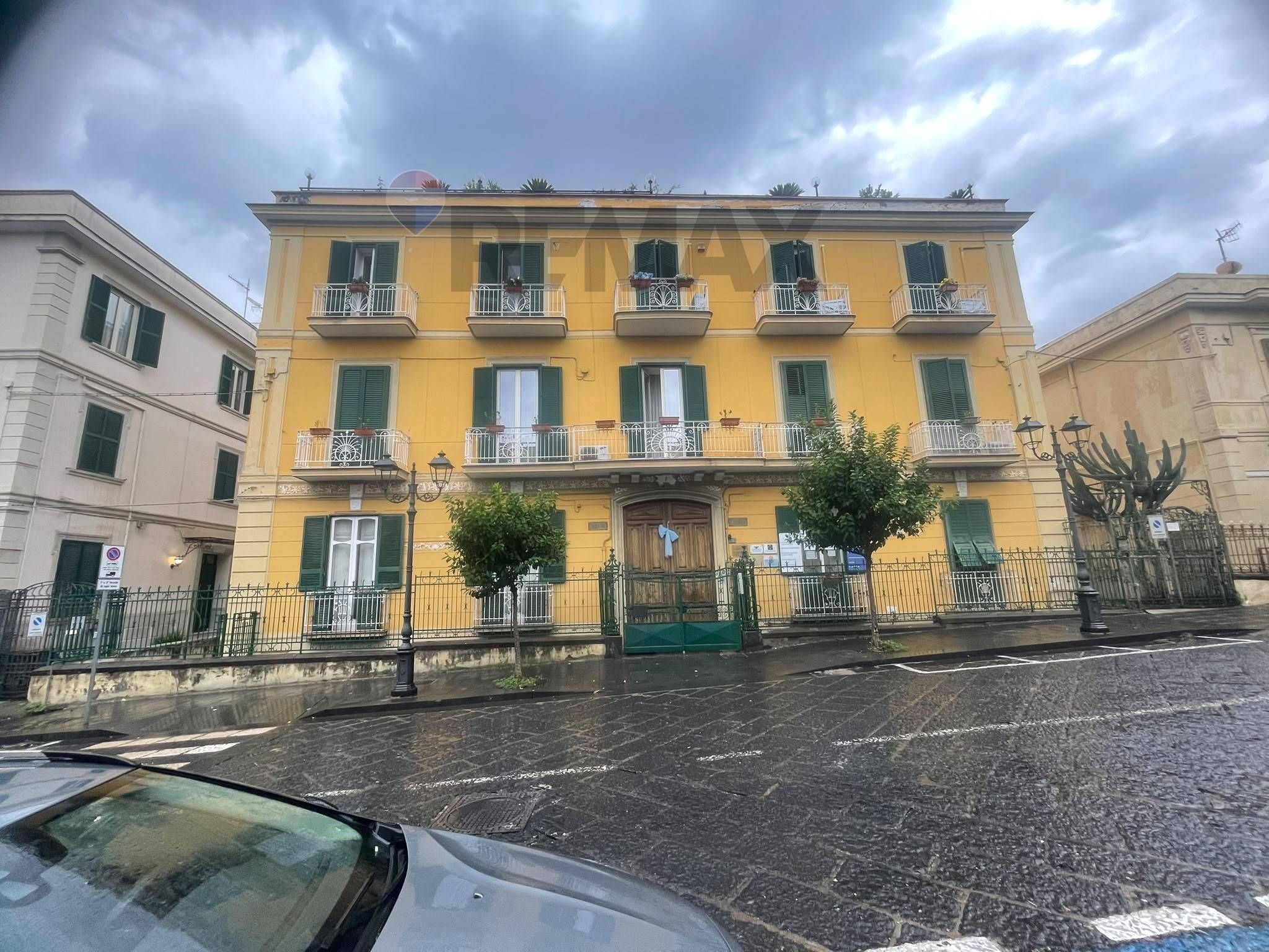 Edificio all'aperto