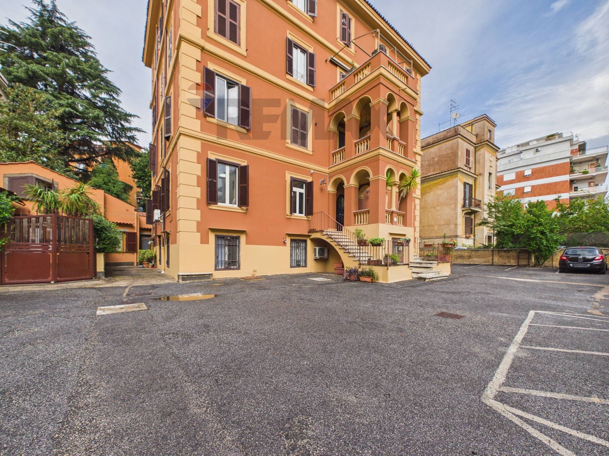 Edificio all'aperto