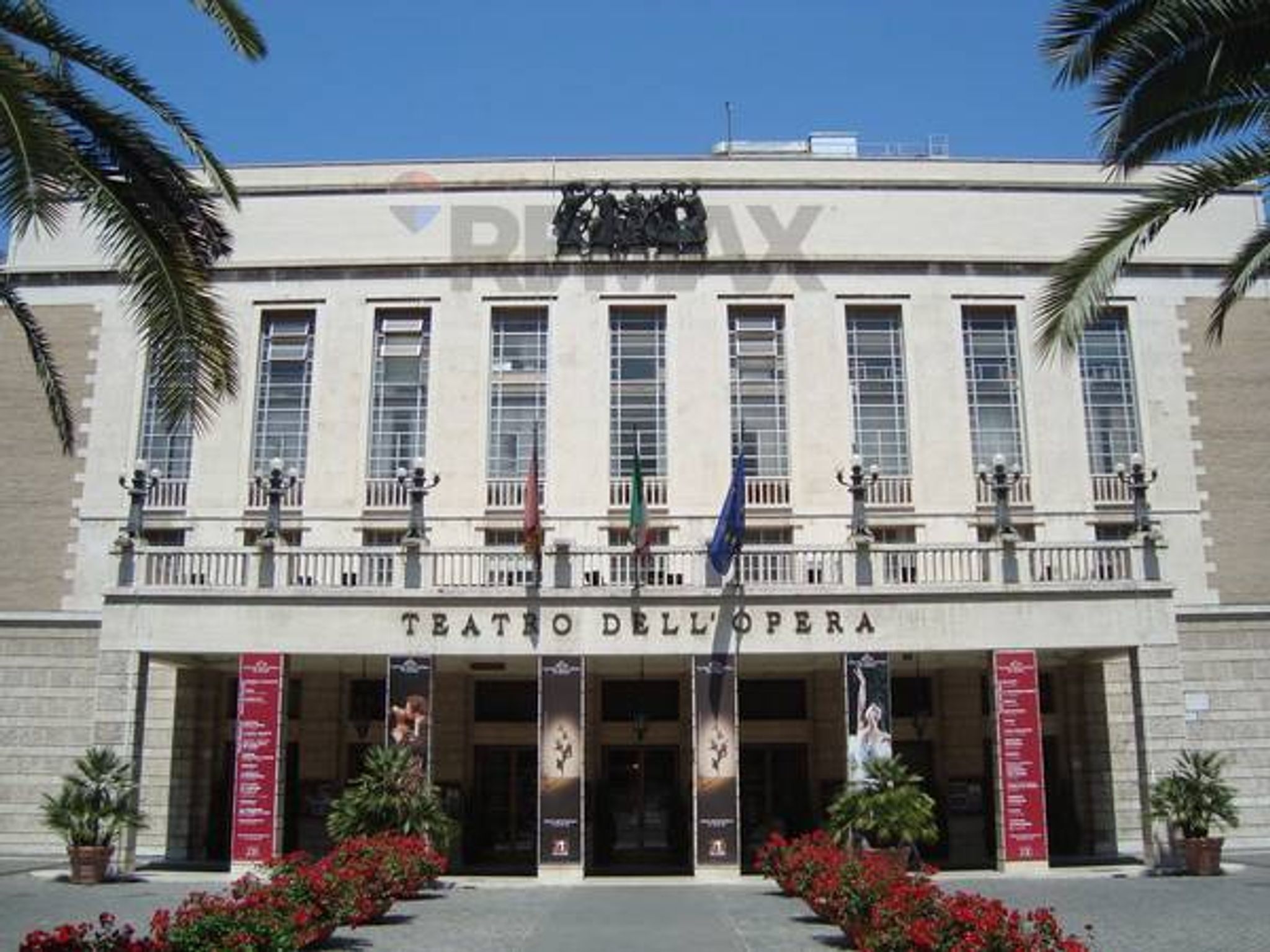 Edificio all'aperto