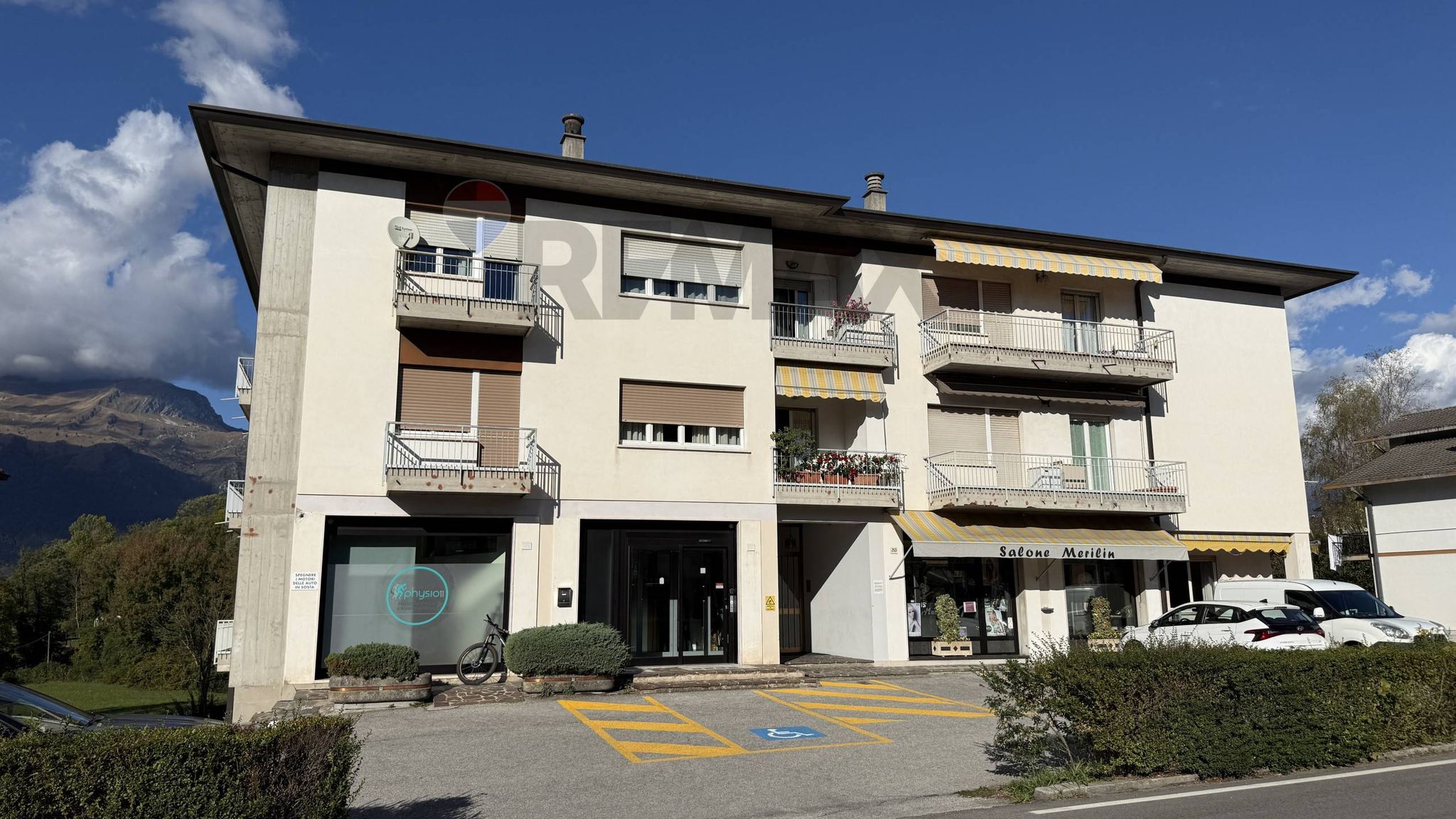 Edificio all'aperto