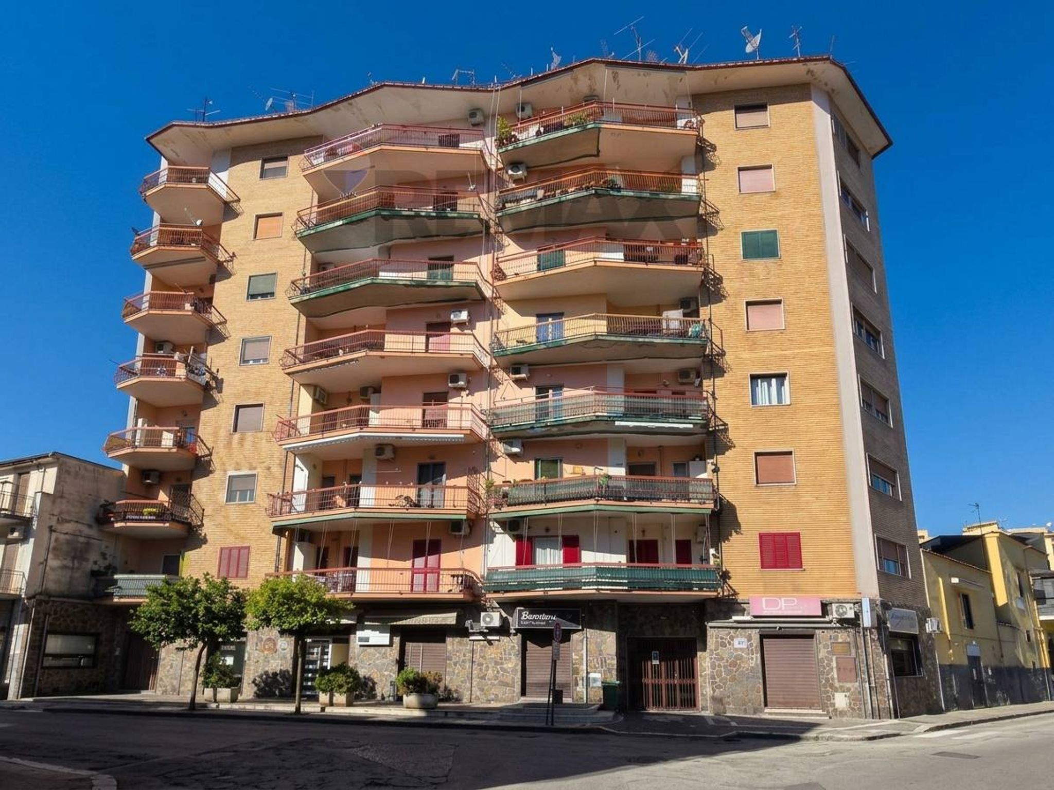 Edificio all'aperto