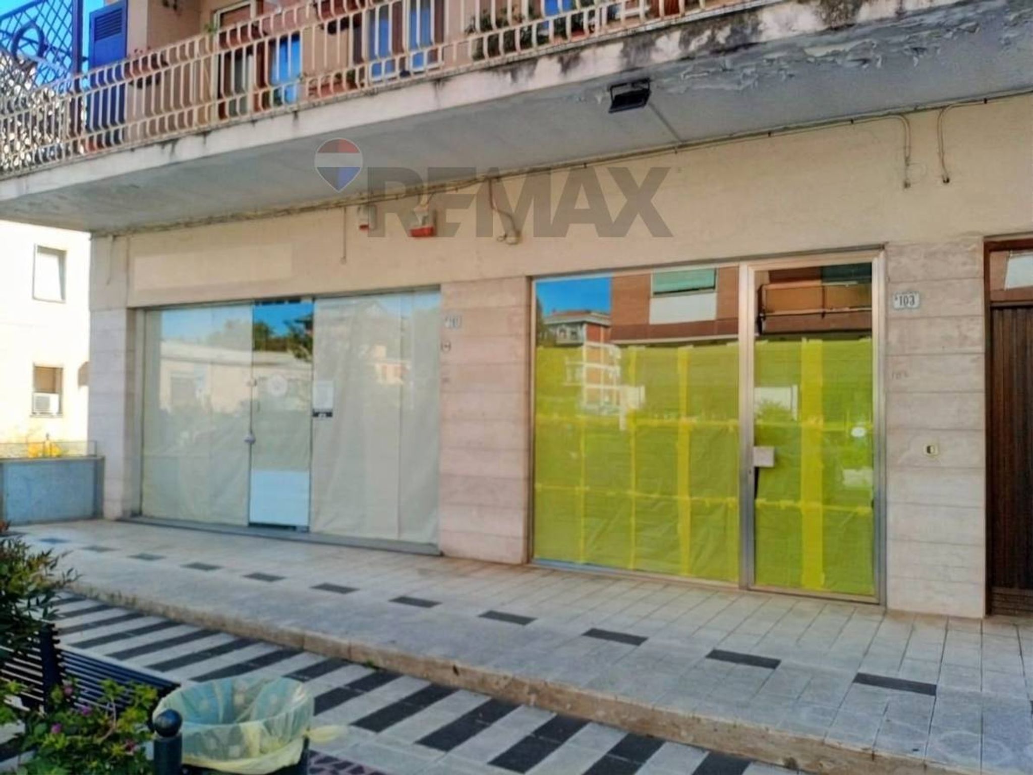 Edificio all'aperto