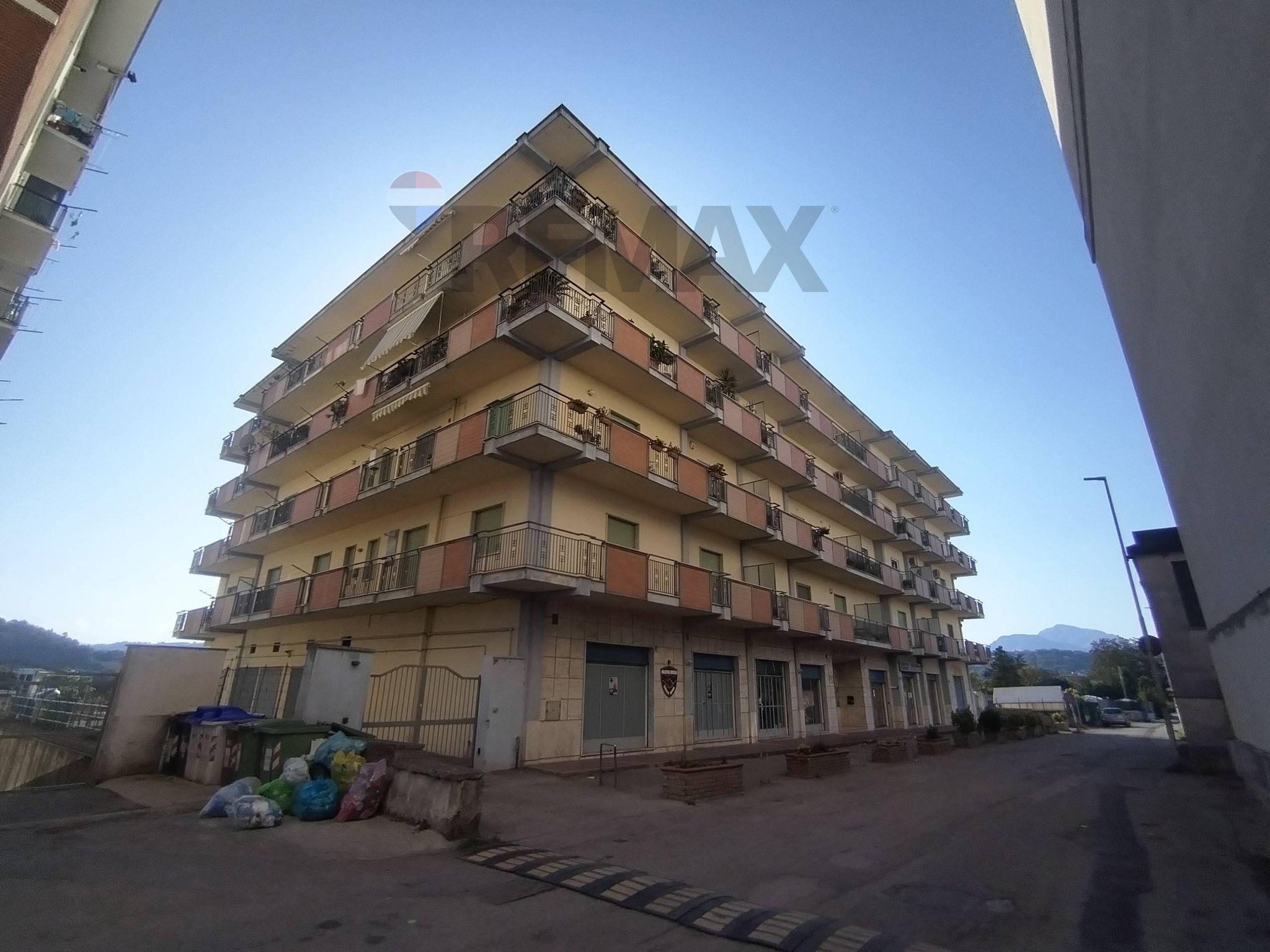 Edificio all'aperto