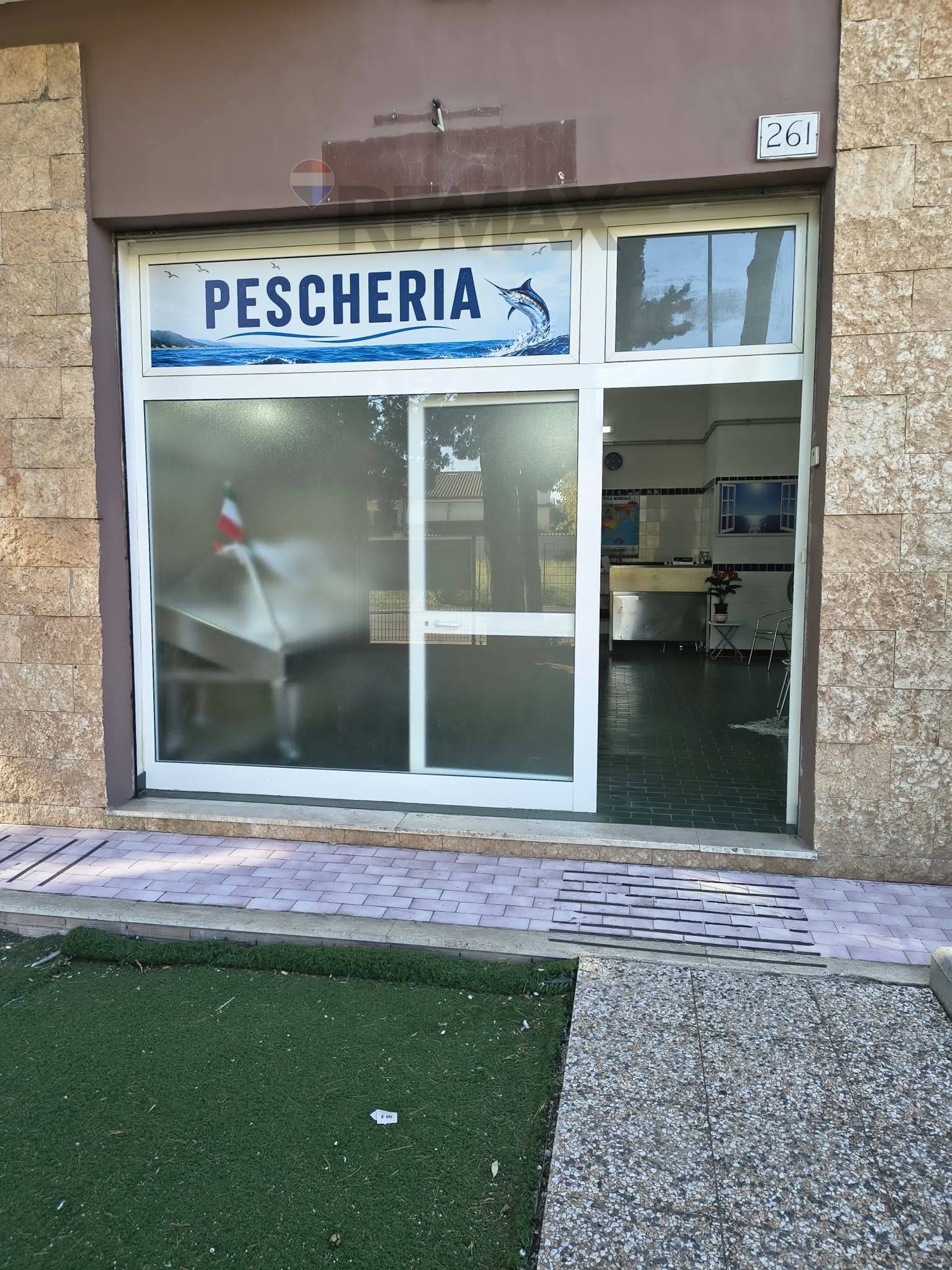 Edificio all'aperto