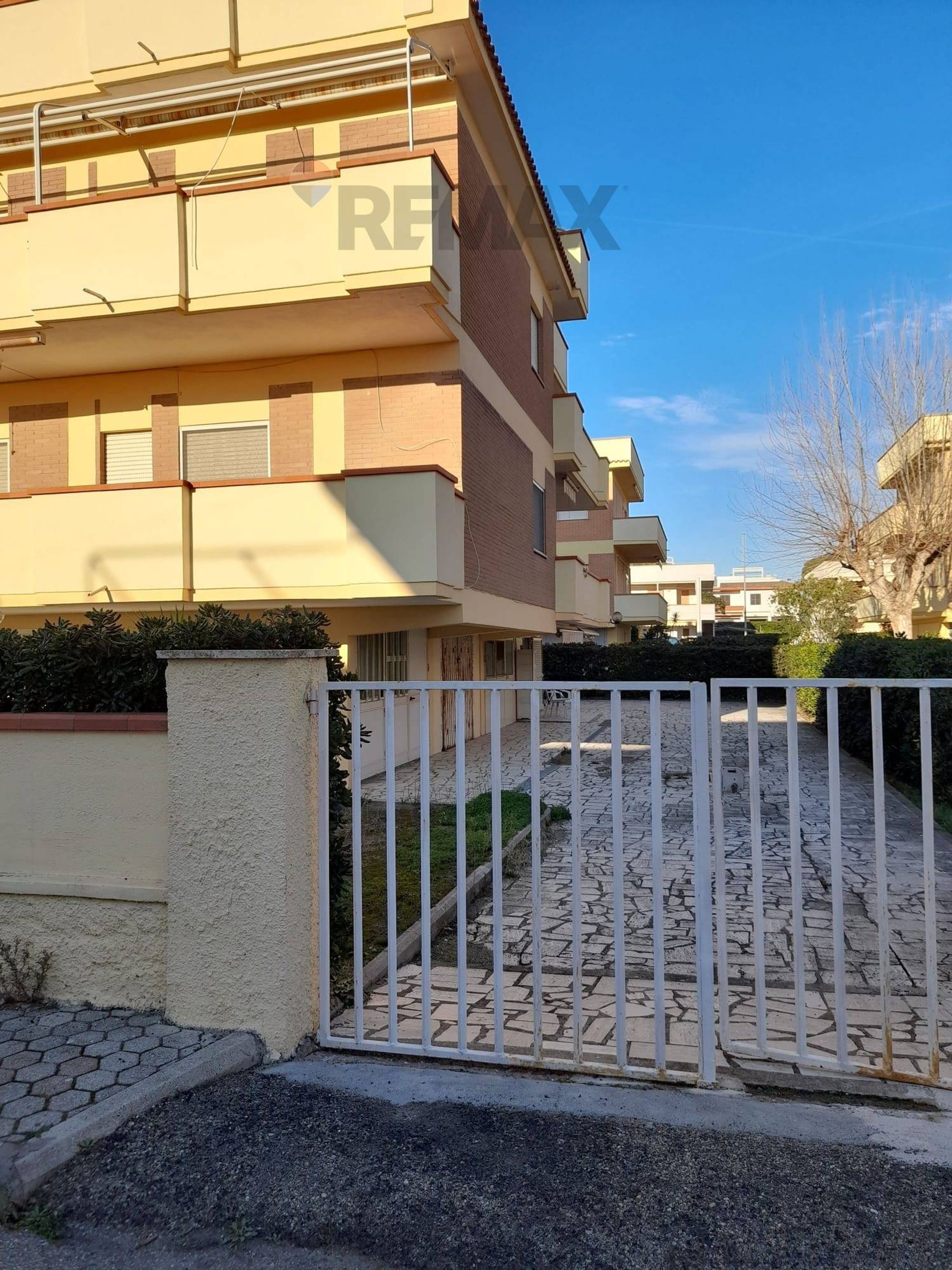 Edificio all'aperto