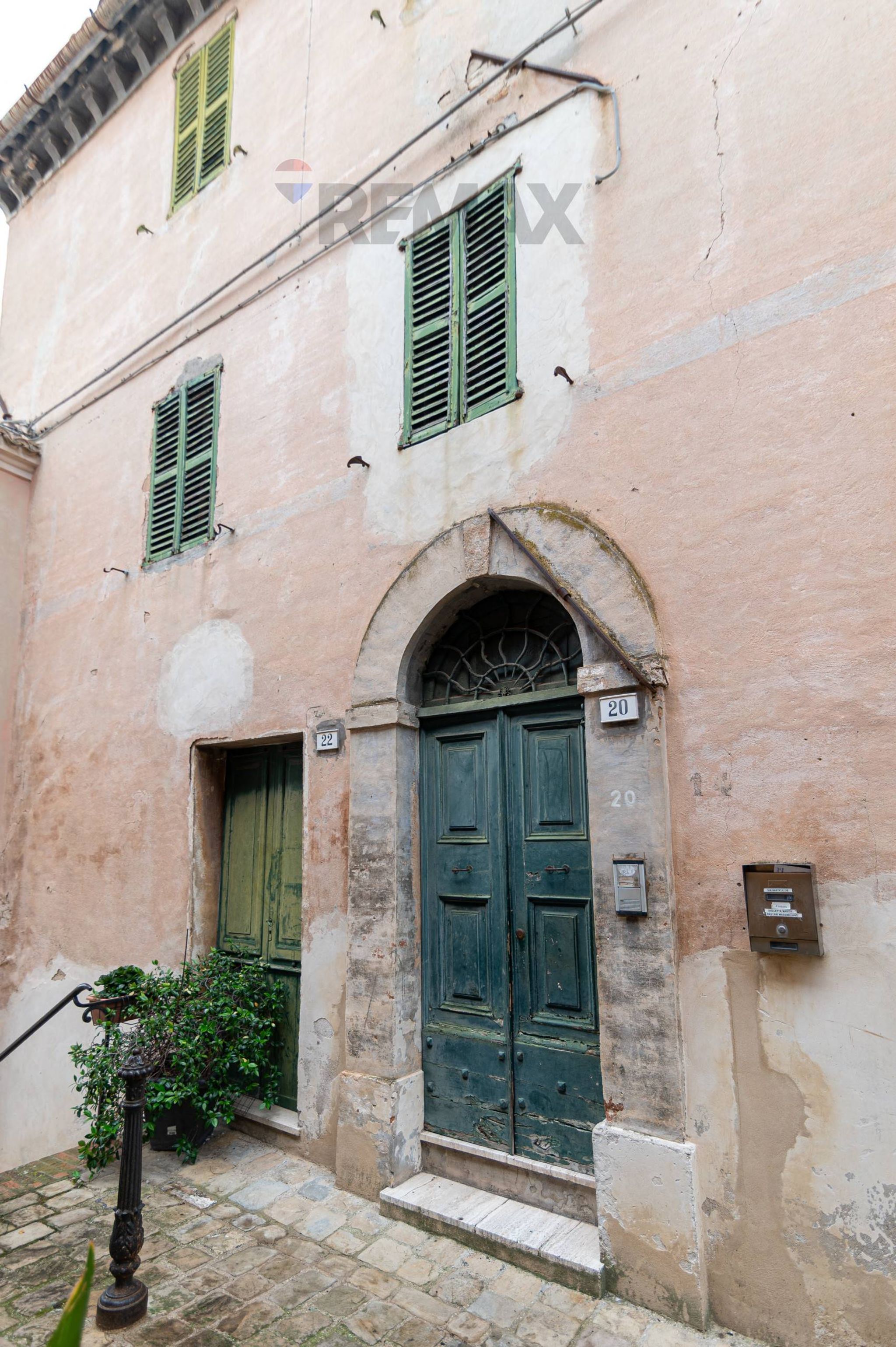 Edificio all'aperto