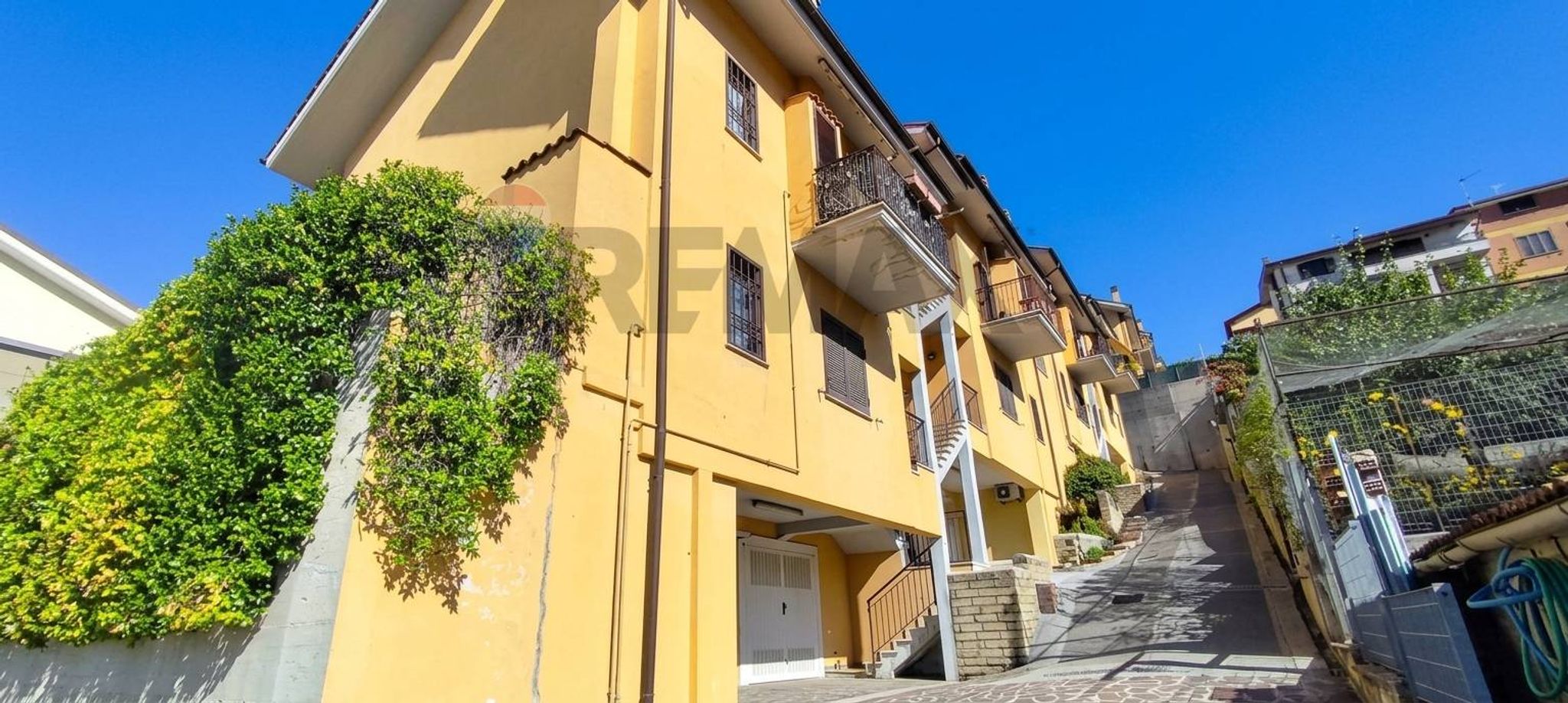 Edificio all'aperto