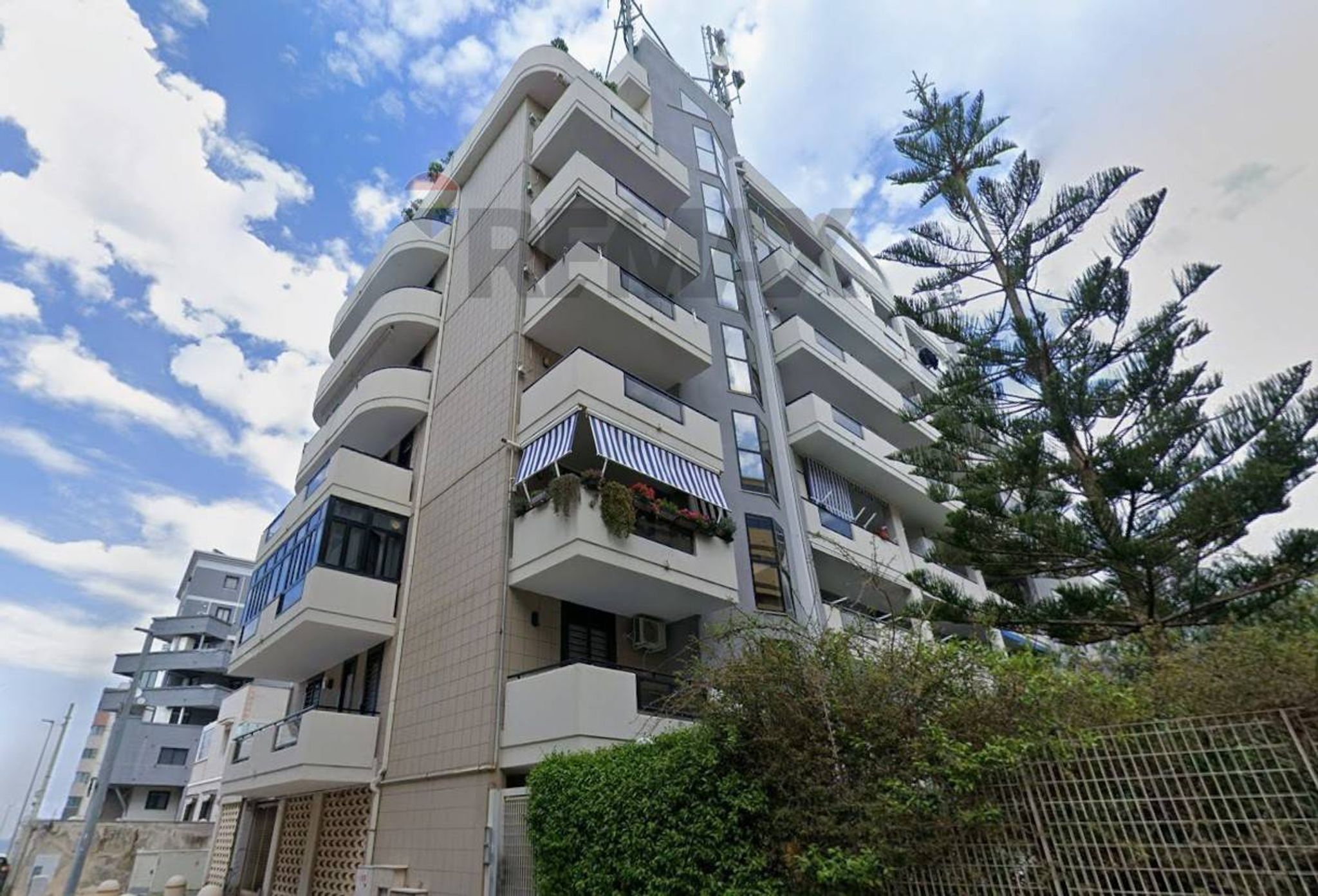 Edificio all'aperto