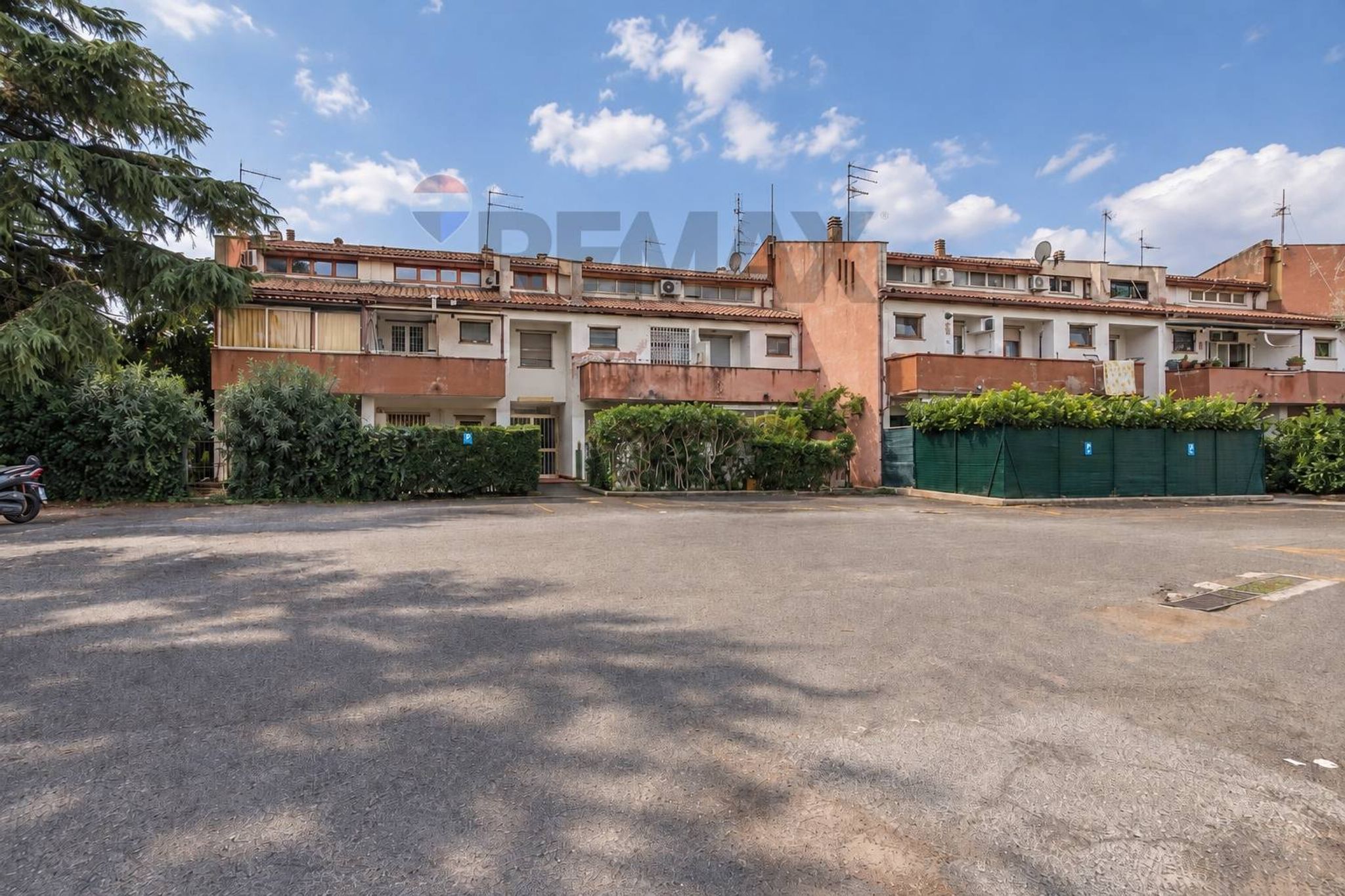Edificio all'aperto