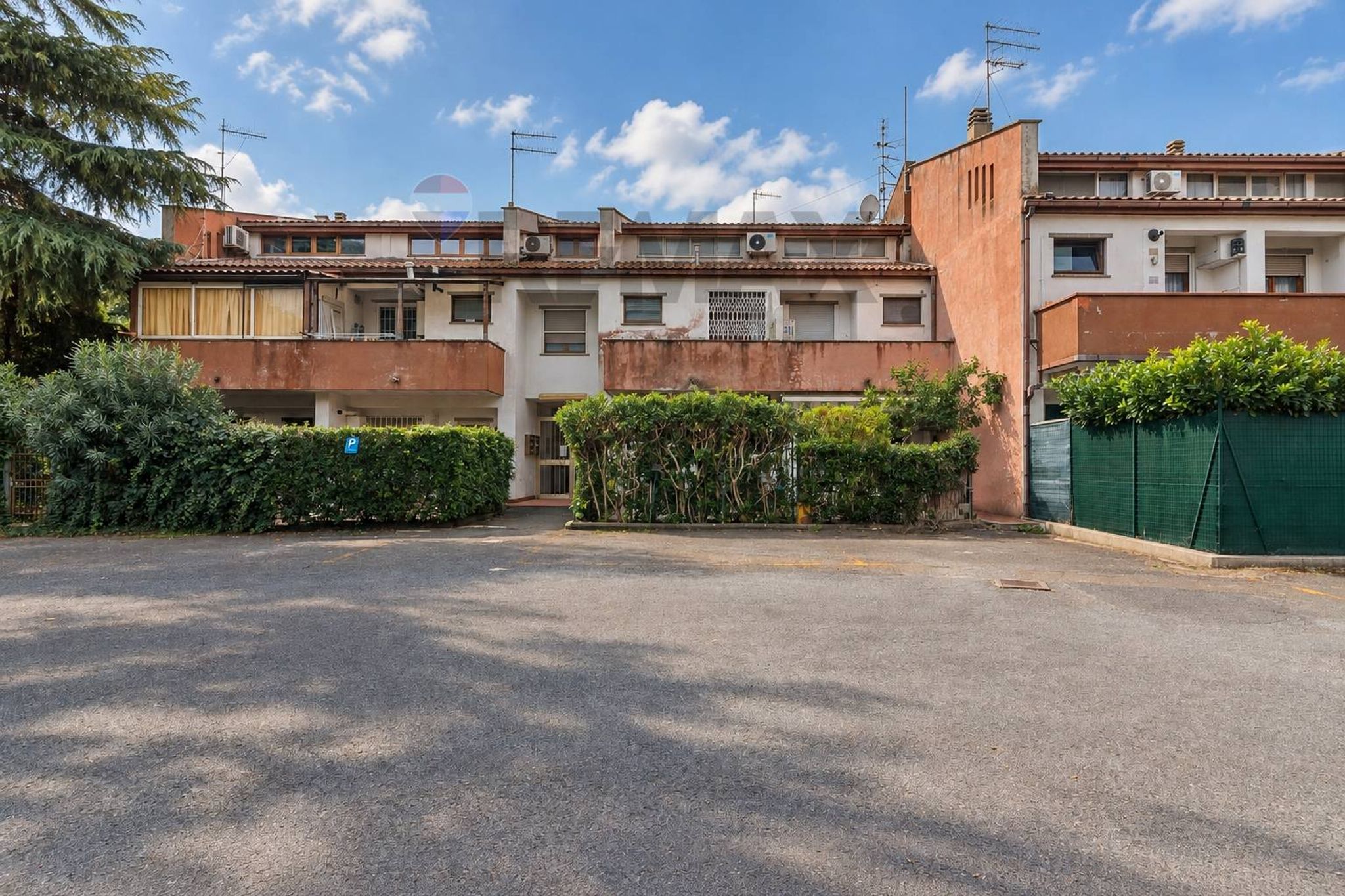 Edificio all'aperto
