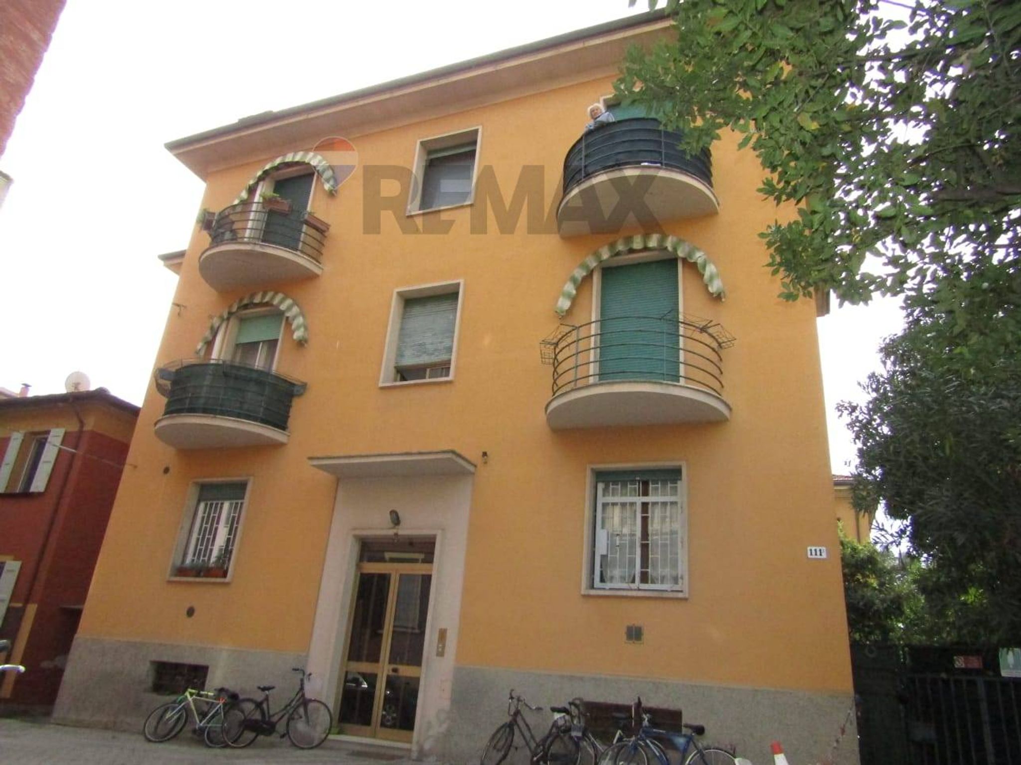 Edificio all'aperto