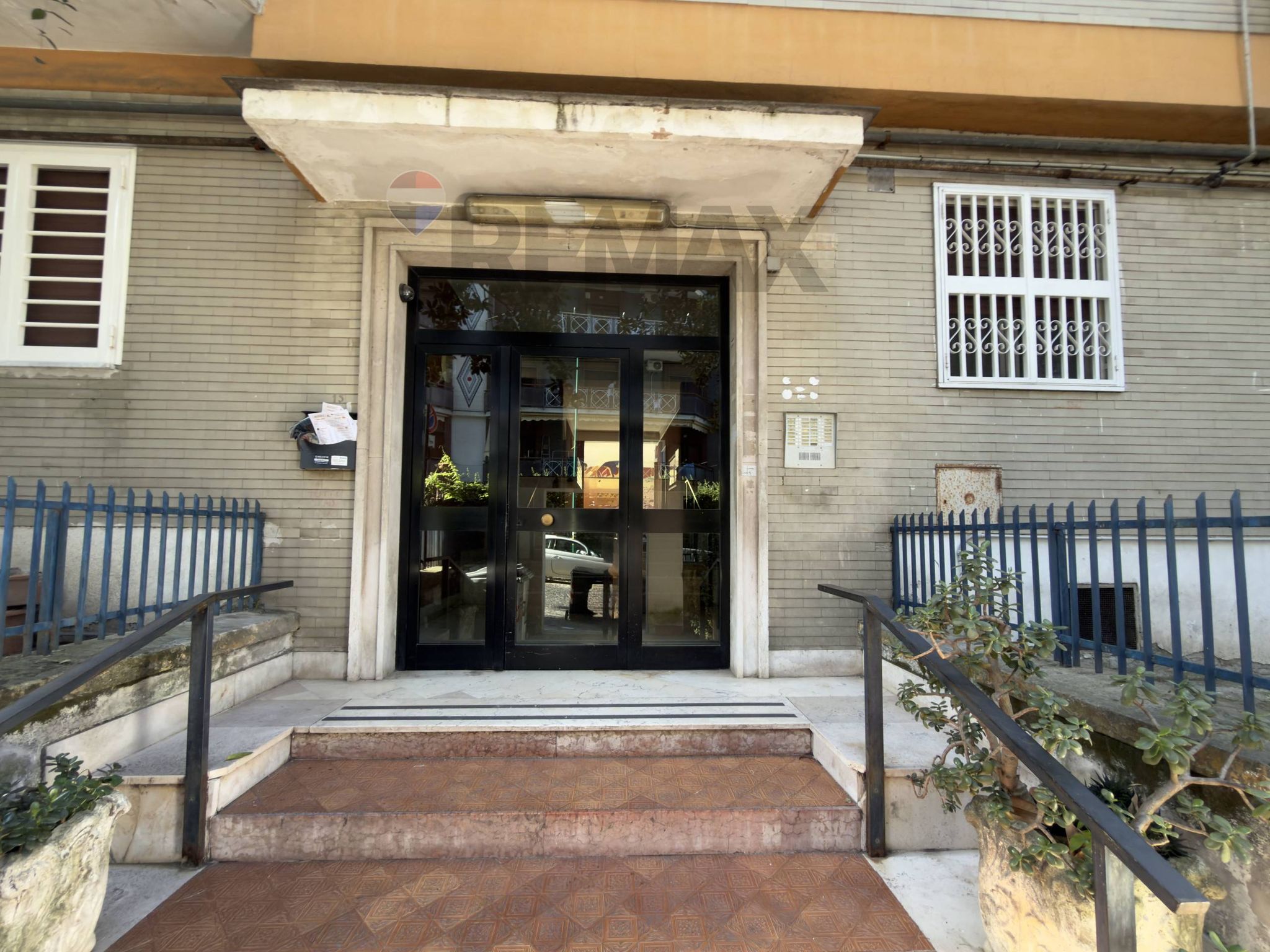 Edificio all'aperto
