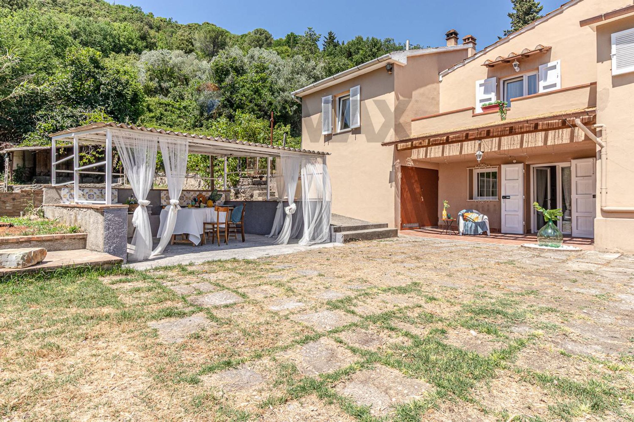 Casa all'aperto
