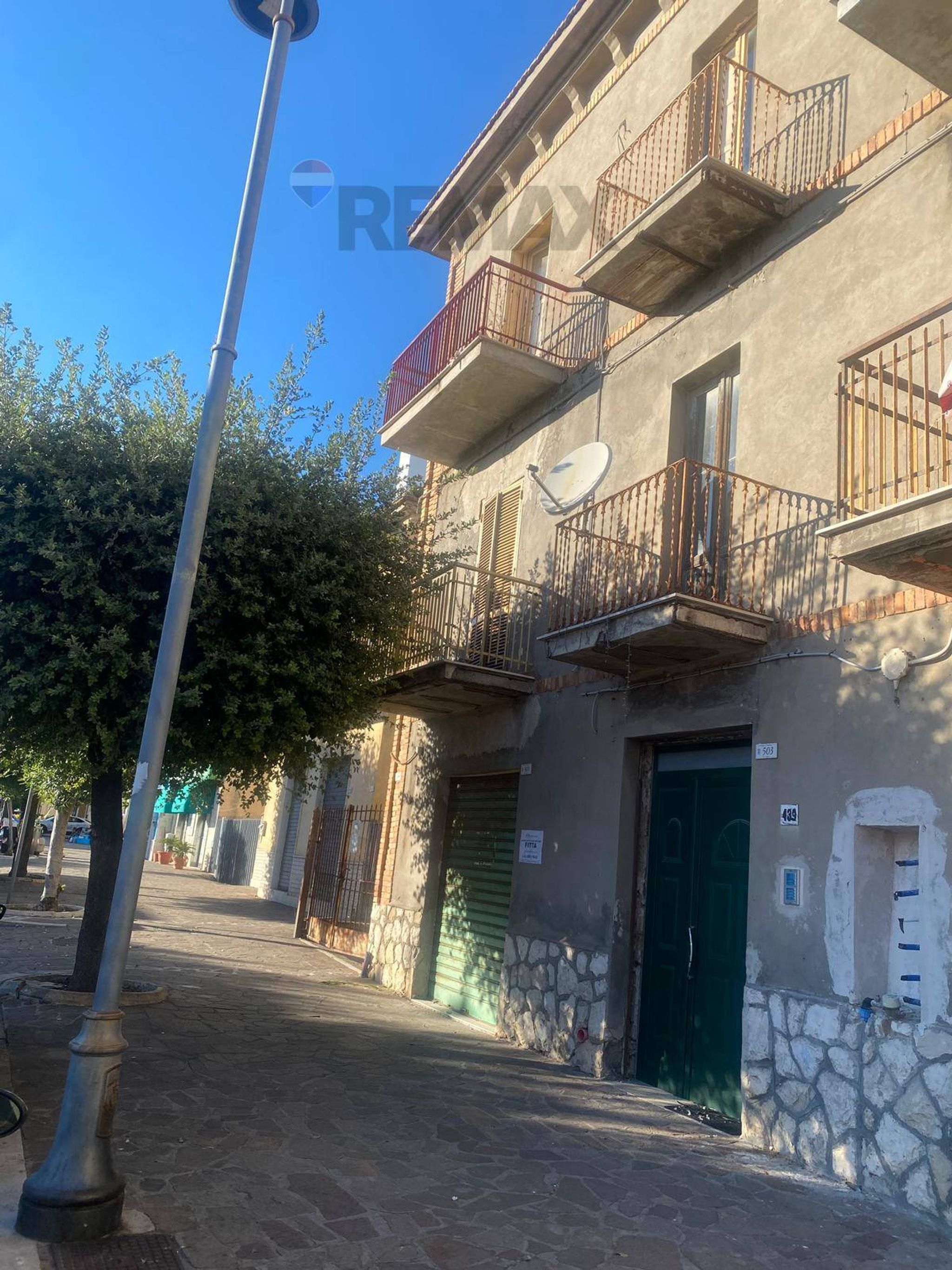 Edificio all'aperto