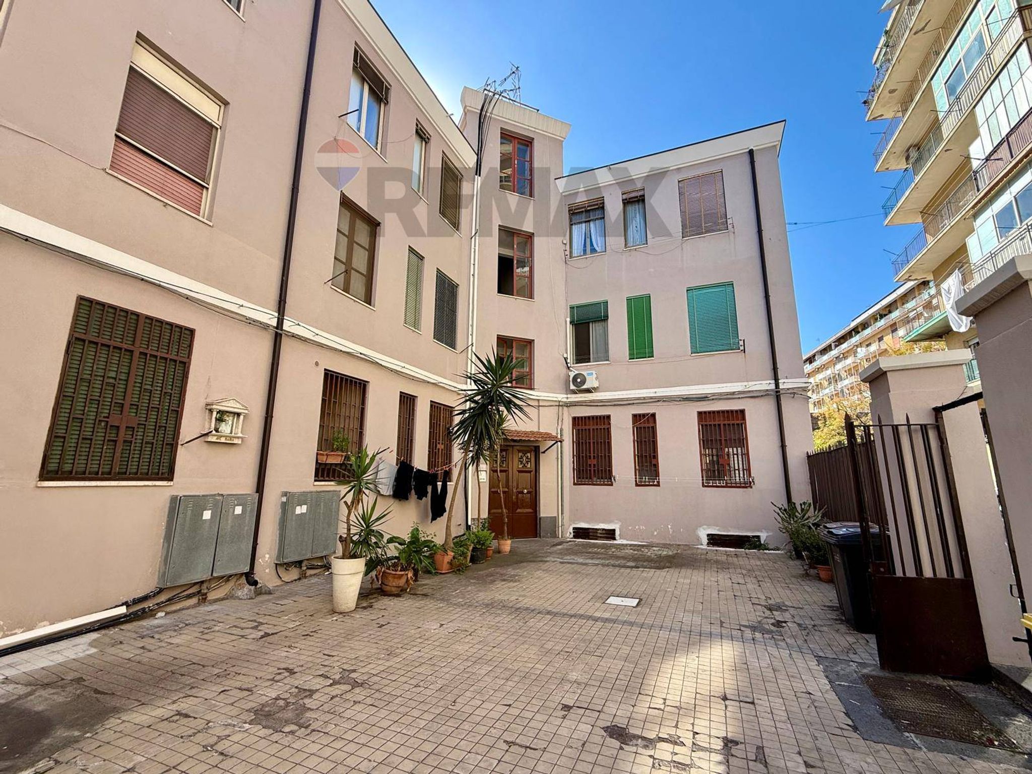 Edificio all'aperto