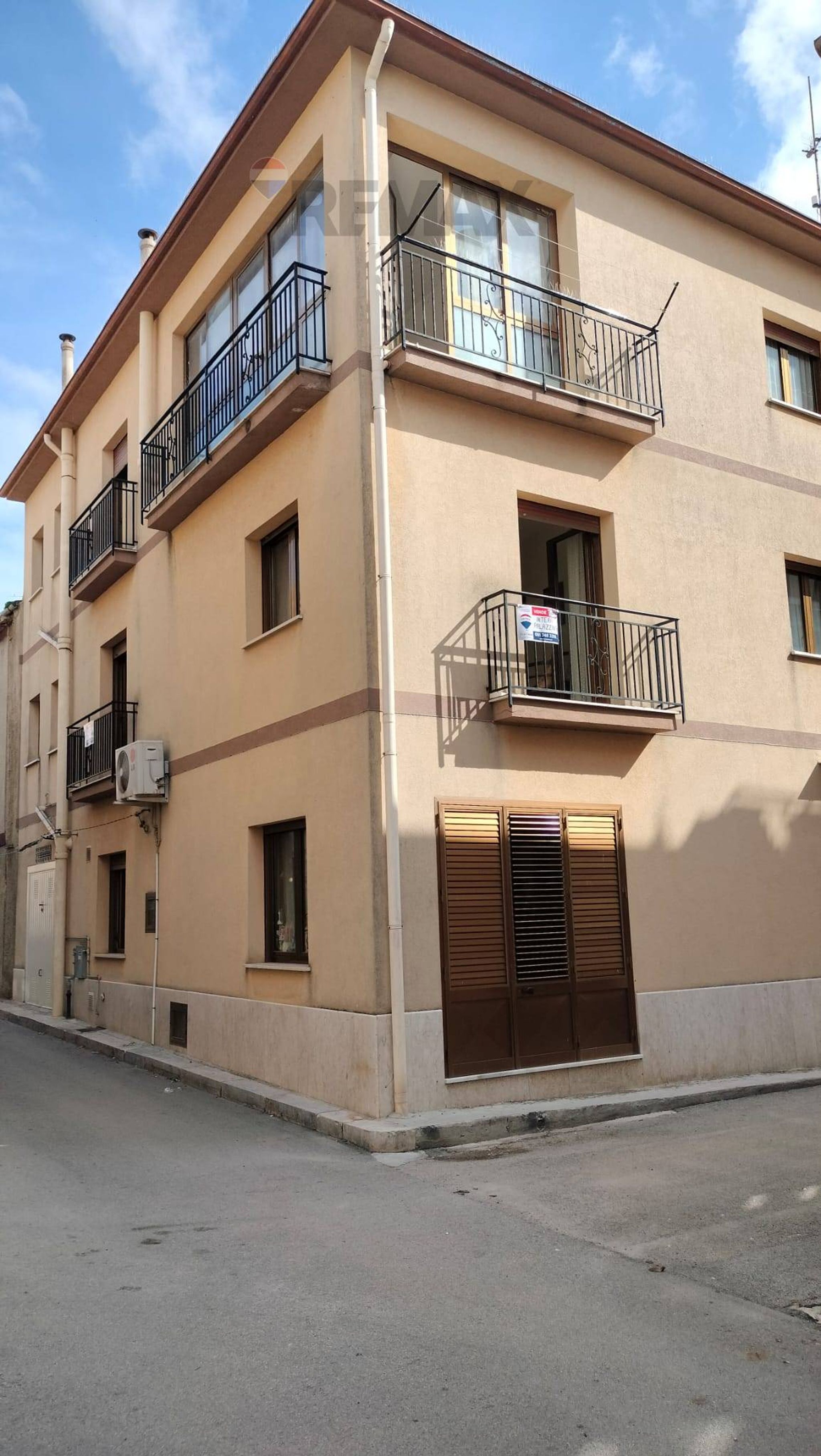 Edificio all'aperto