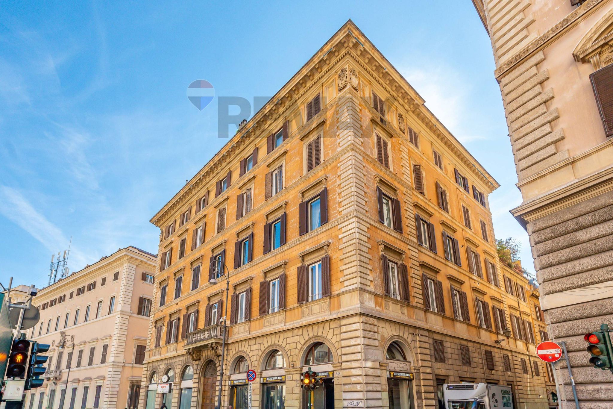 Edificio all'aperto