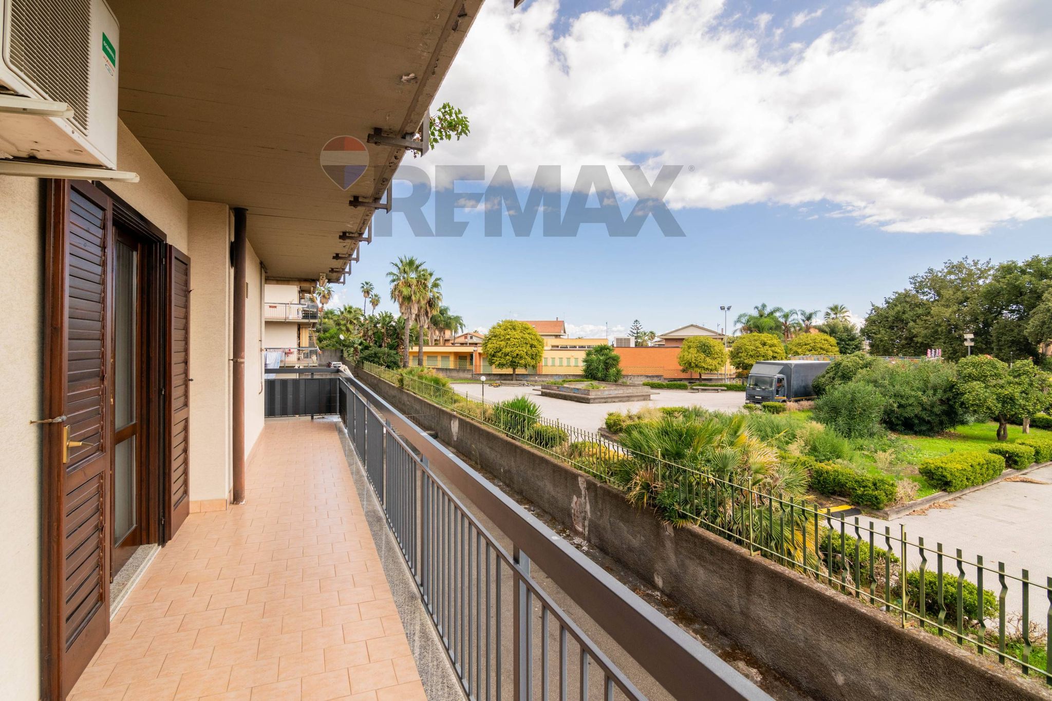 Property in Aci Catena