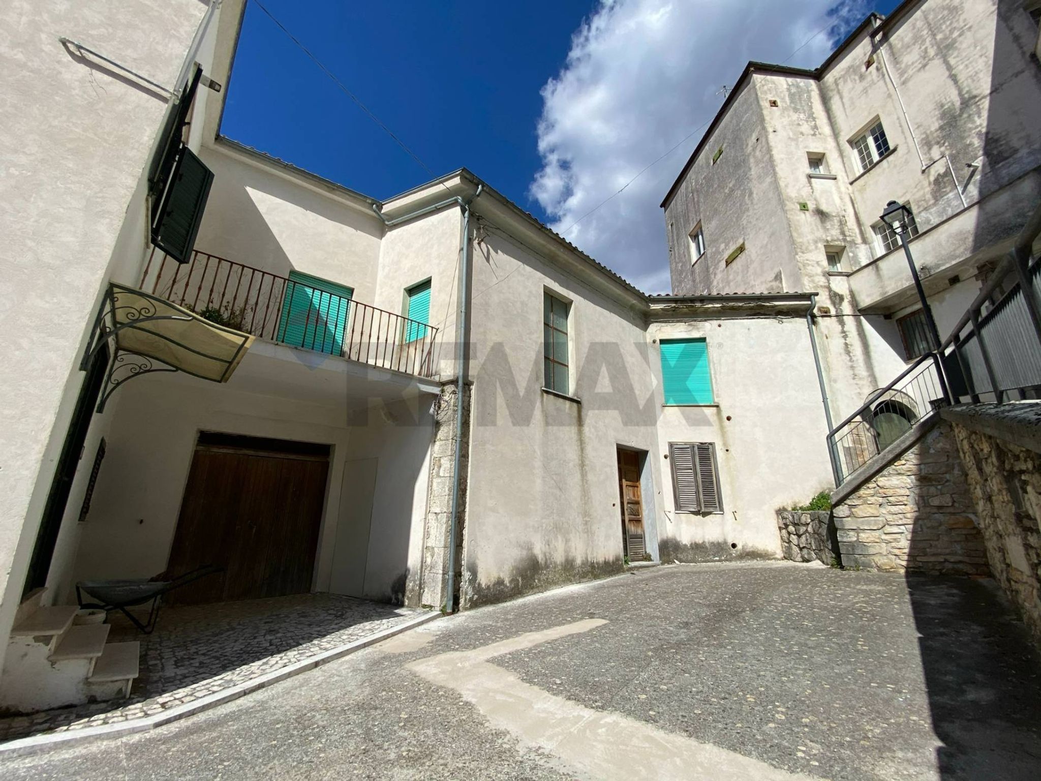 Edificio all'aperto