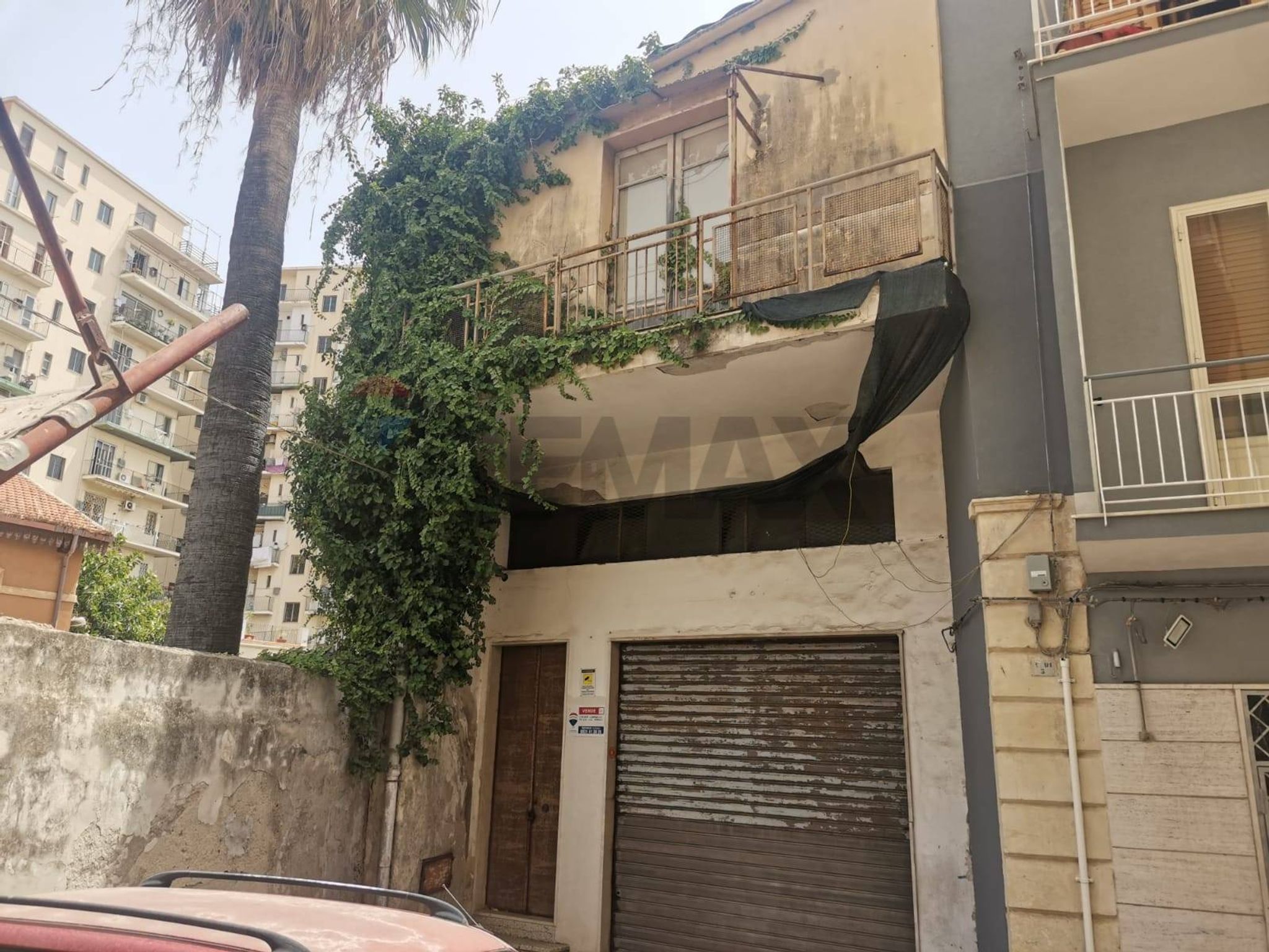 Edificio all'aperto
