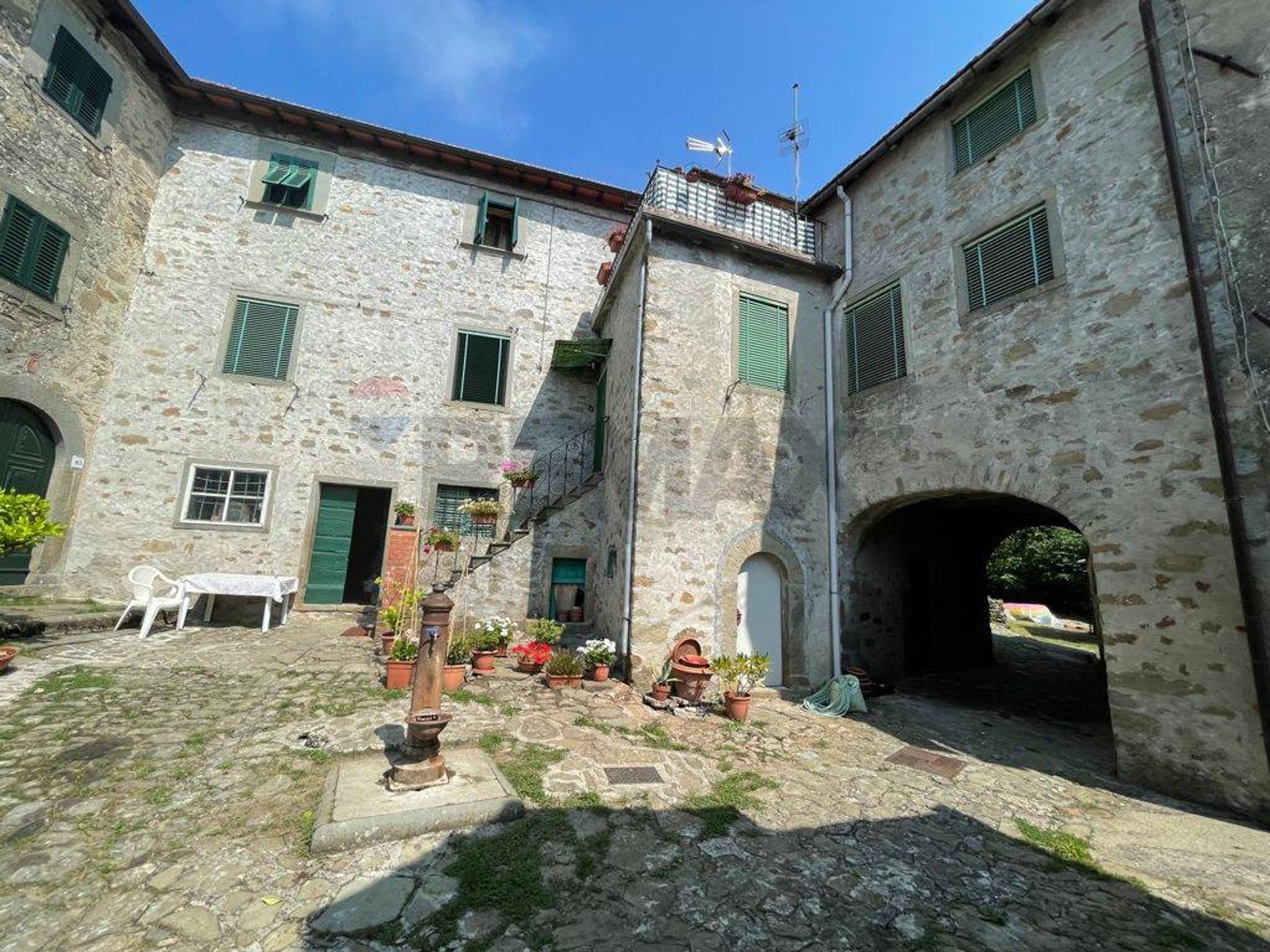 Casa all'aperto