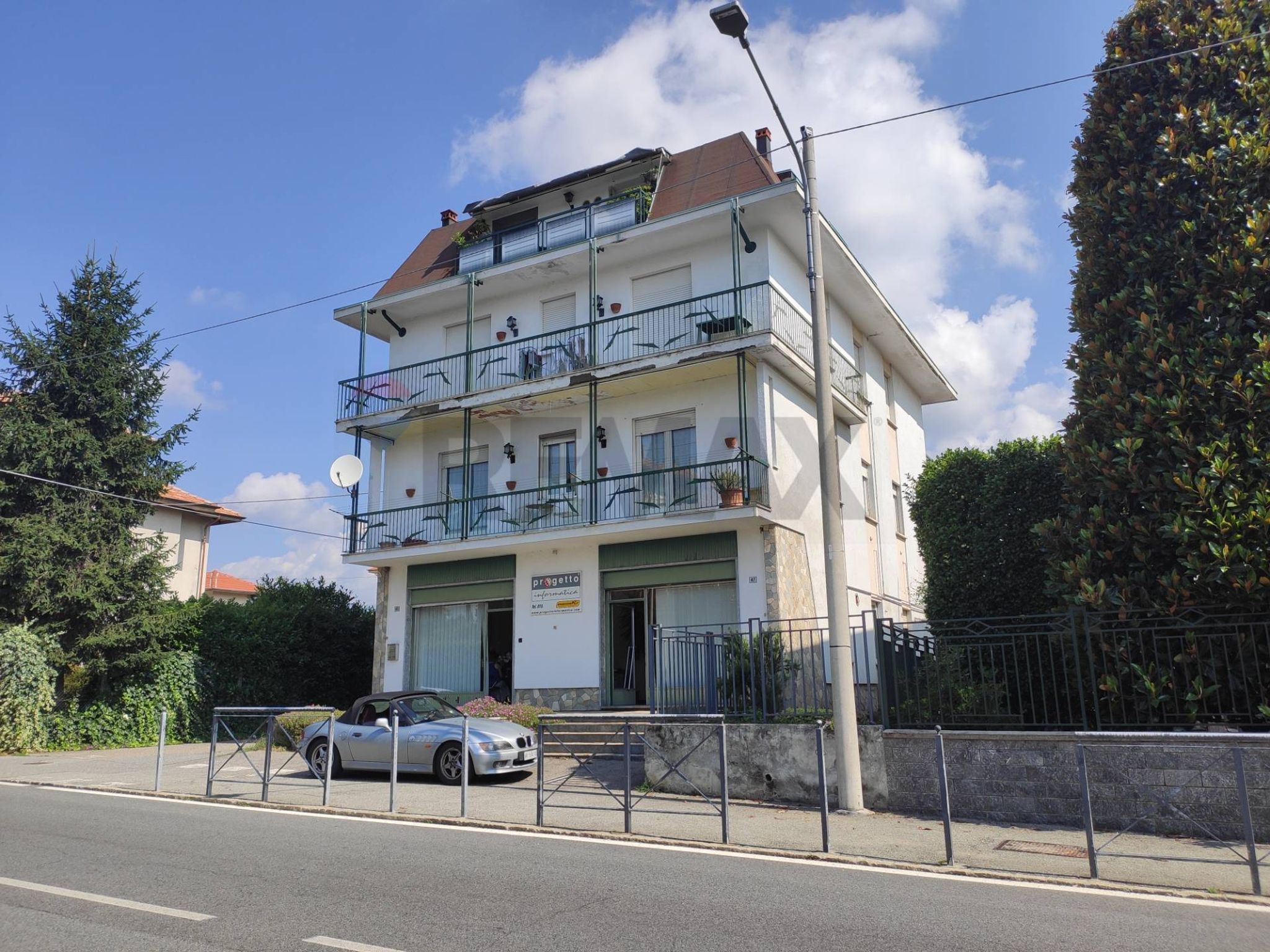 Edificio all'aperto