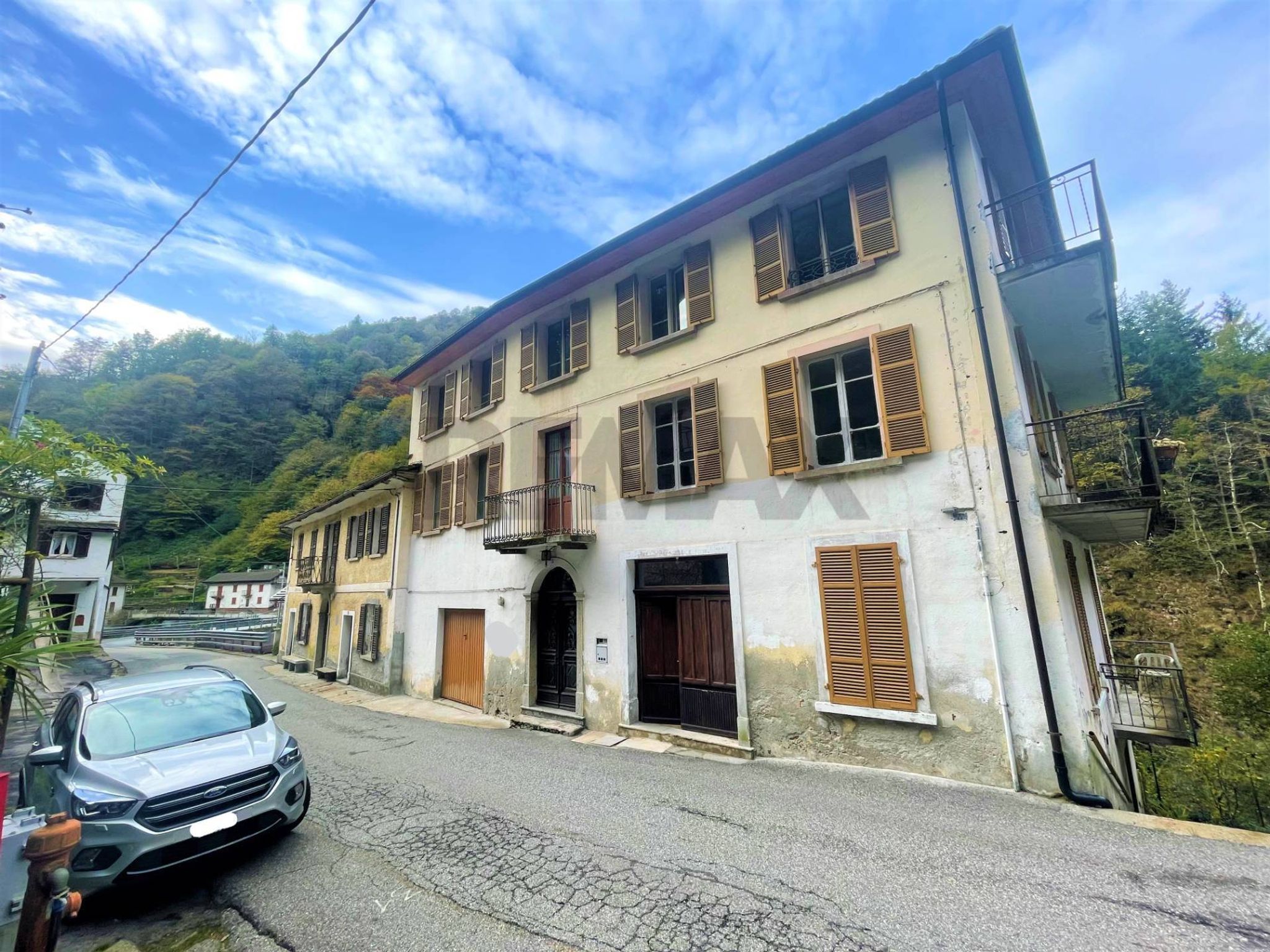 Immobile a Valle Cannobina