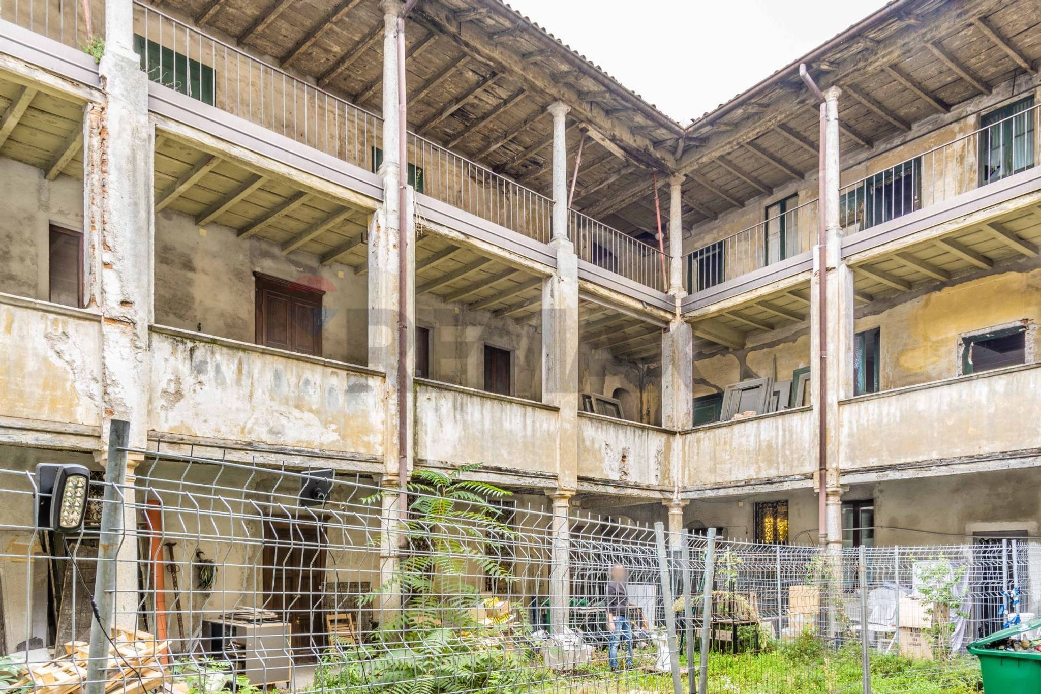 Edificio all'aperto