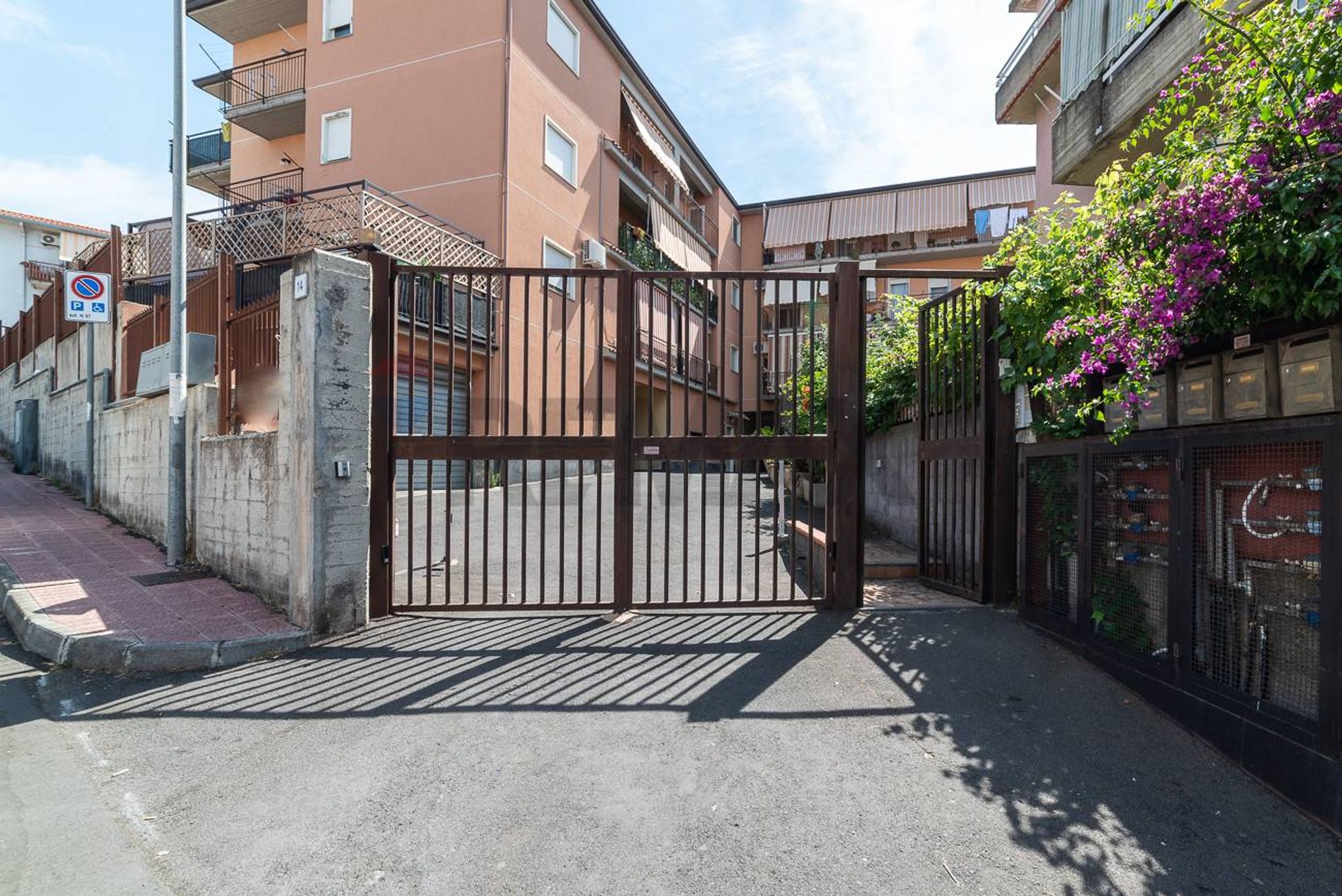 Edificio all'aperto