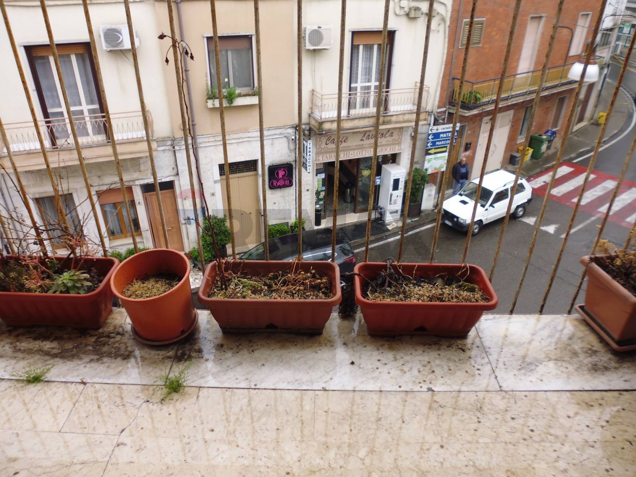 Edificio all'aperto