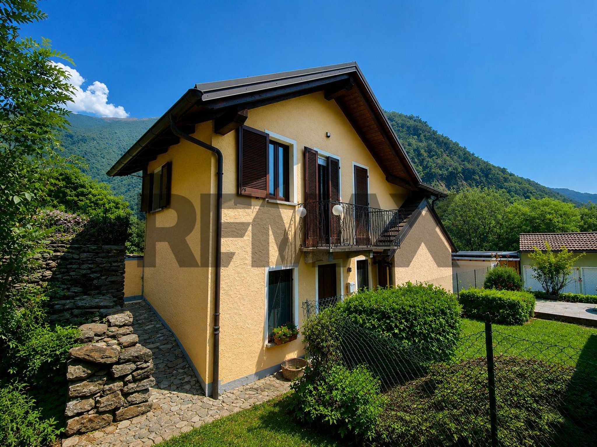 Immobile a Valle Cannobina