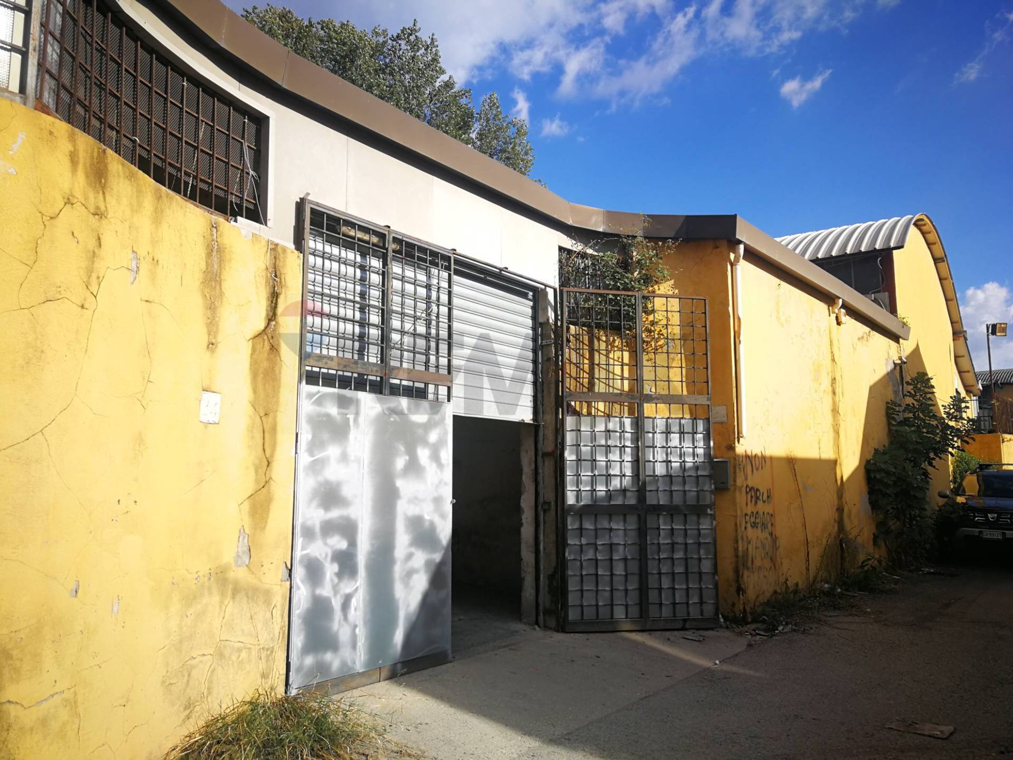 Edificio all'aperto