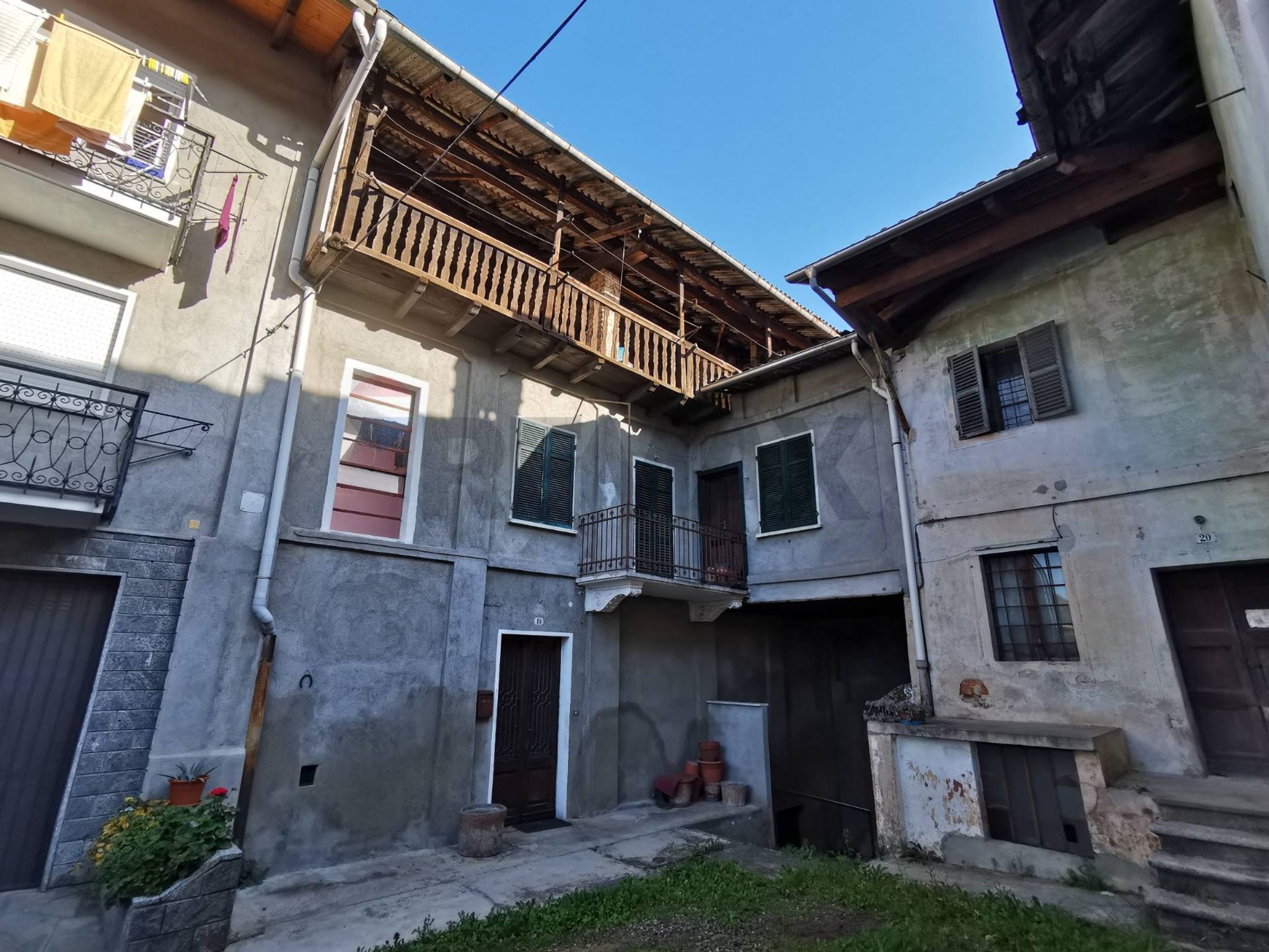 Property in Valdilana