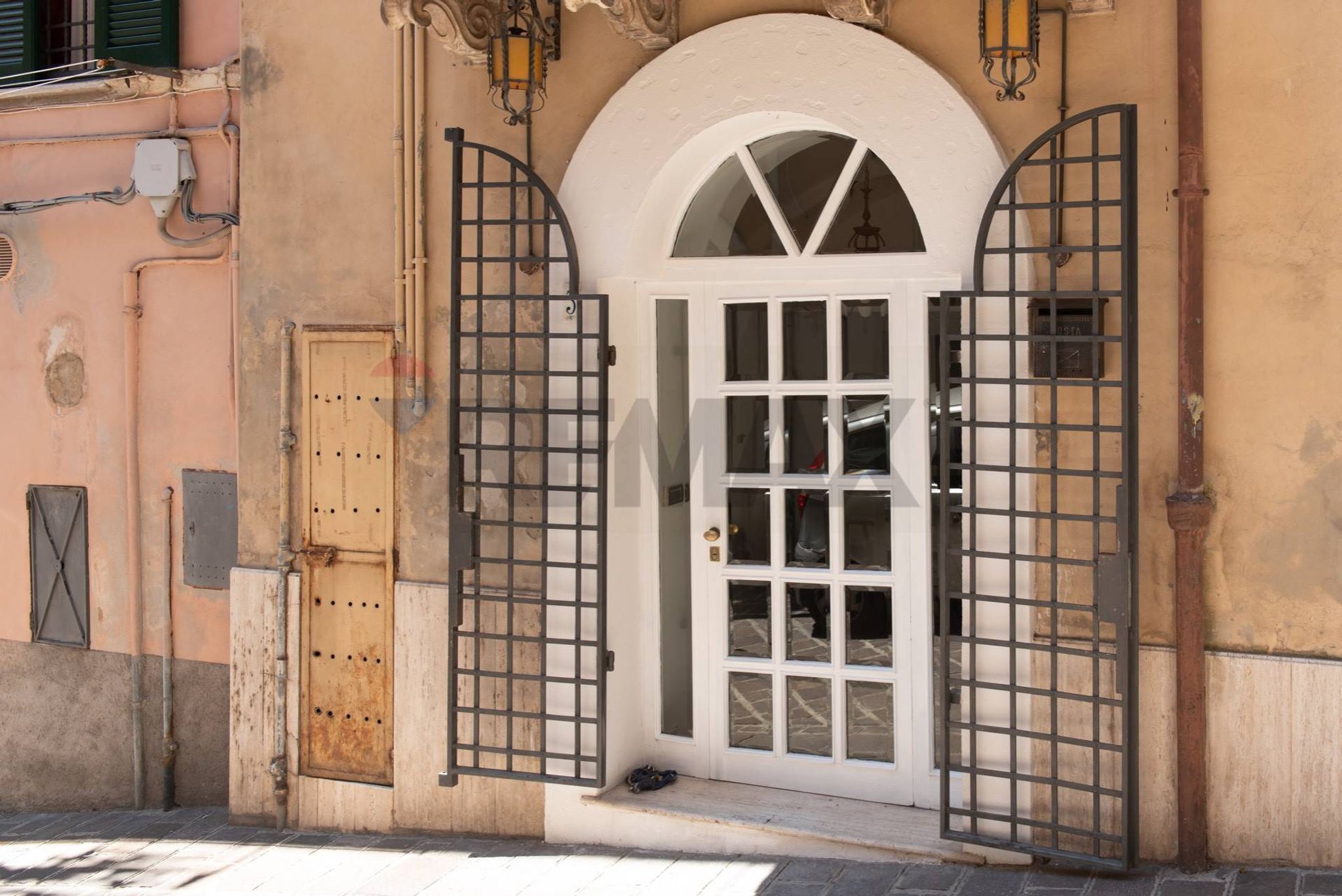 Edificio all'aperto