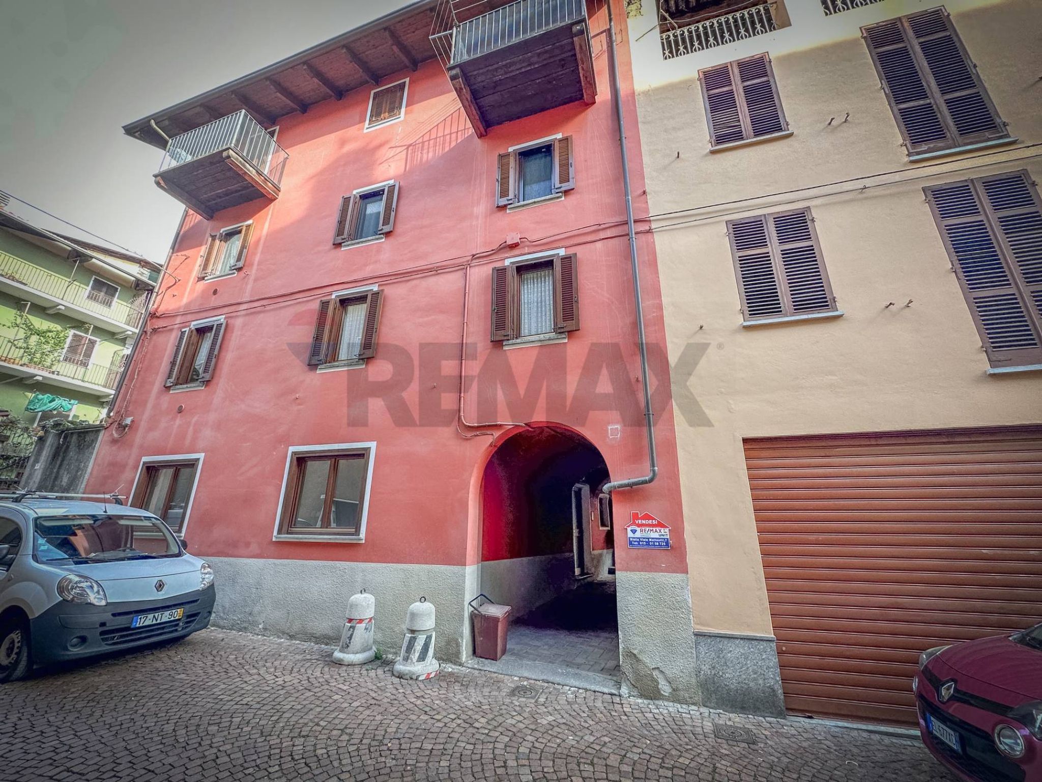 Edificio all'aperto