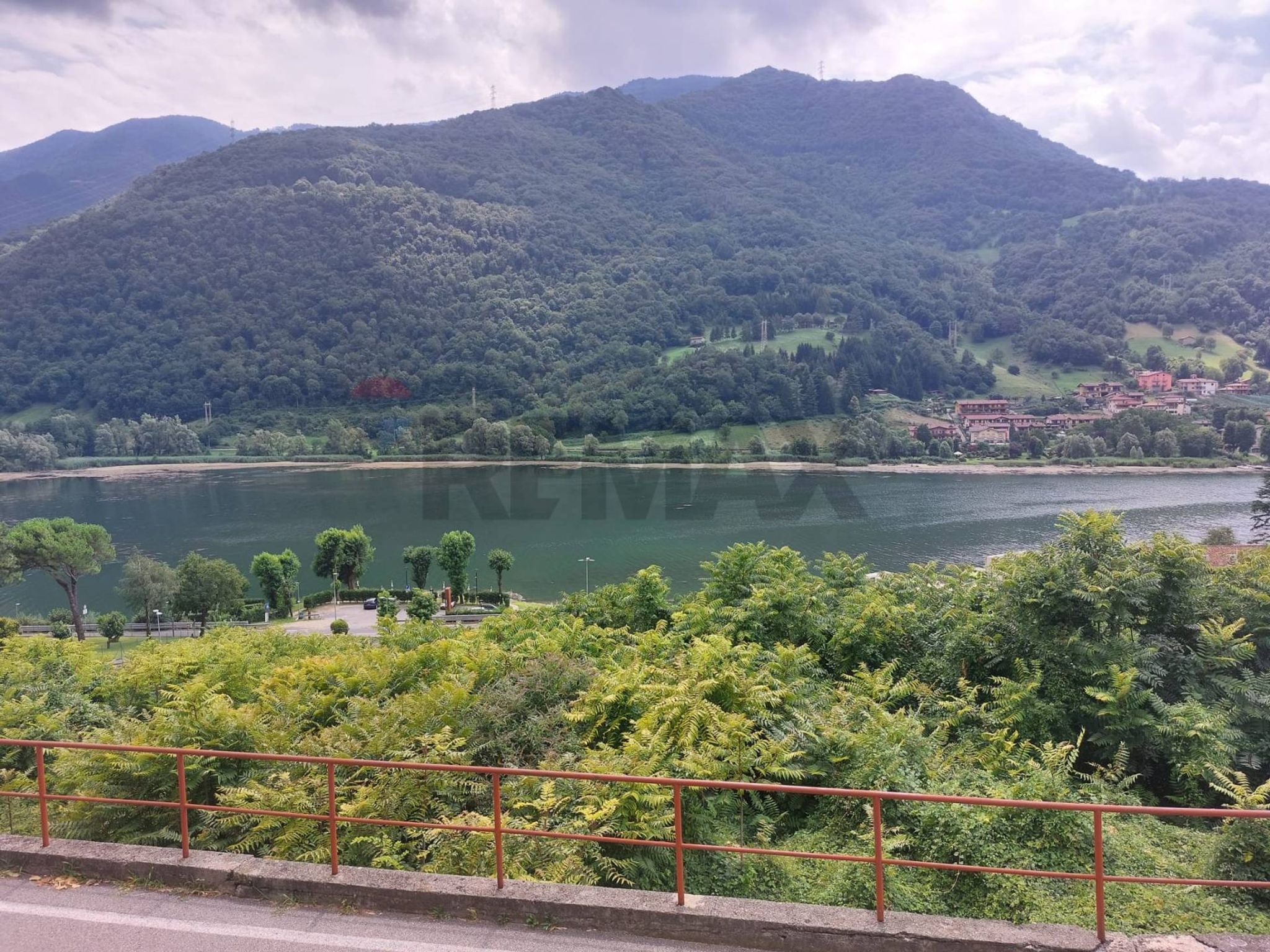 Vista delle montagne