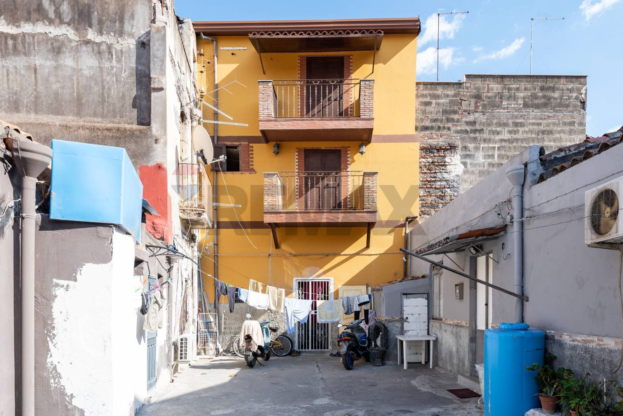 Edificio all'aperto