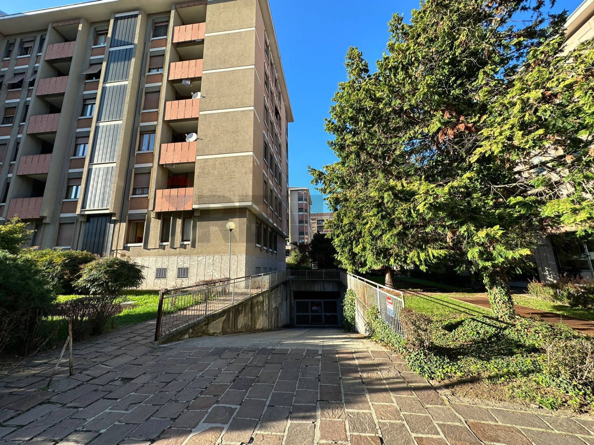 Edificio all'aperto