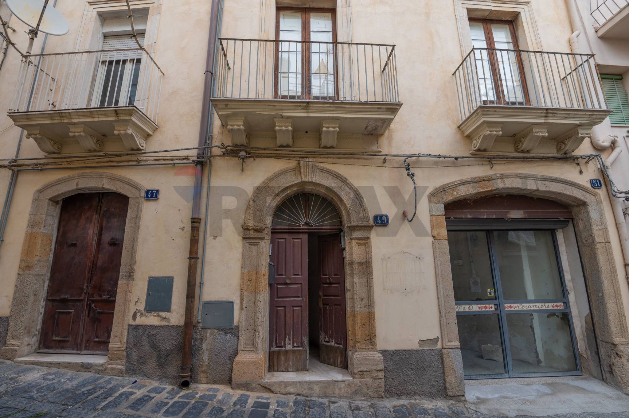 Edificio all'aperto