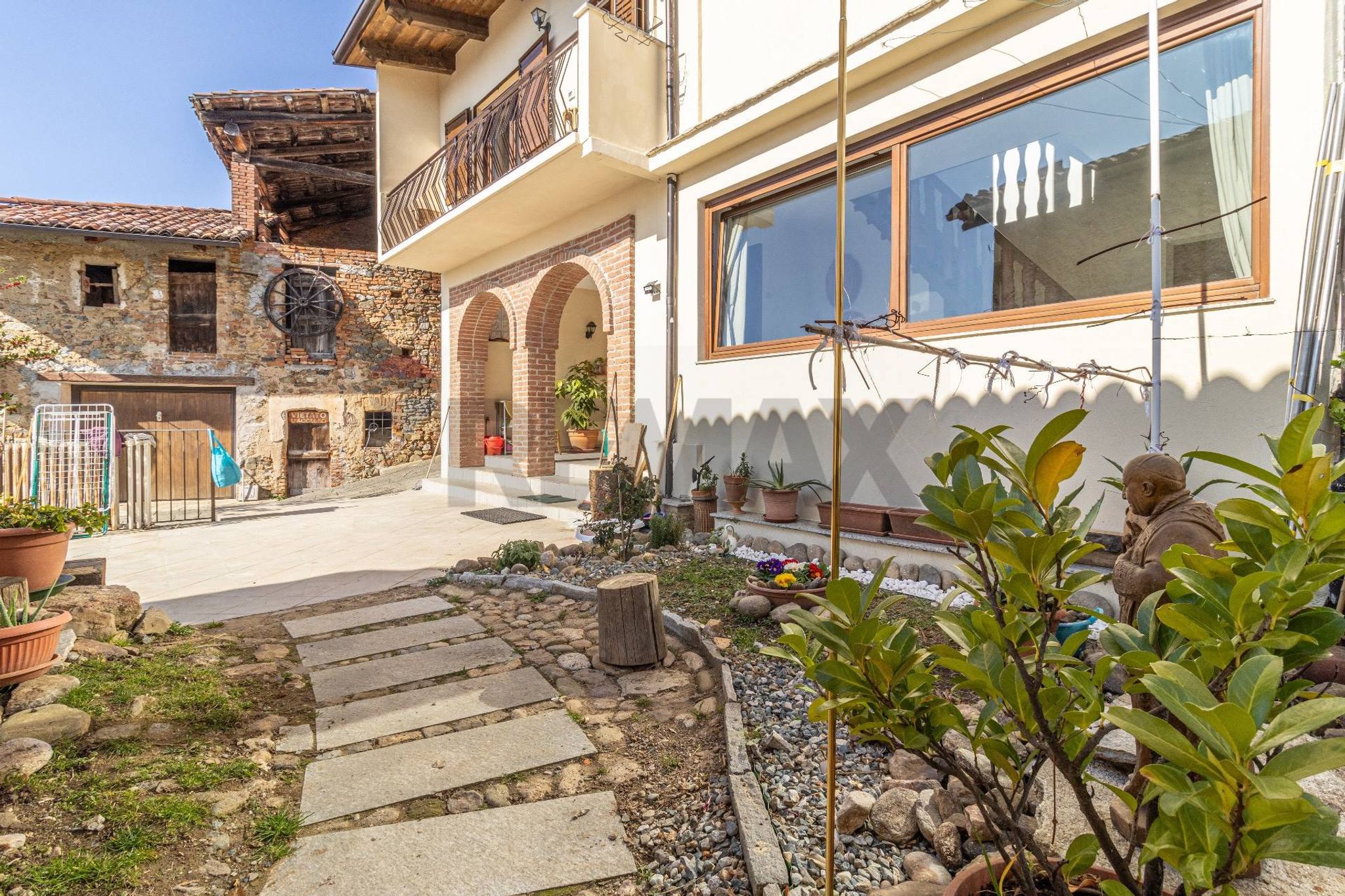 Edificio all'aperto