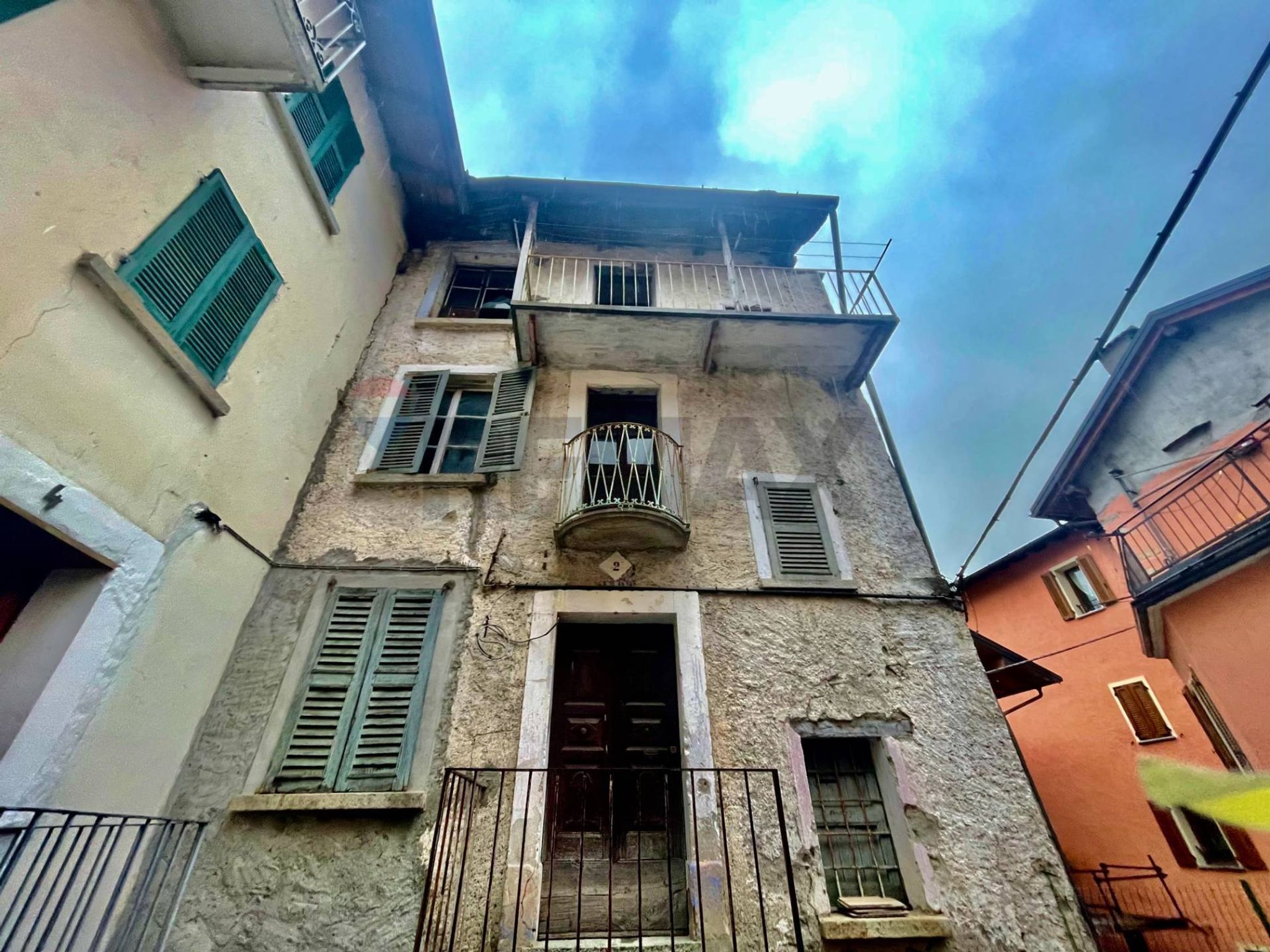 Edificio all'aperto